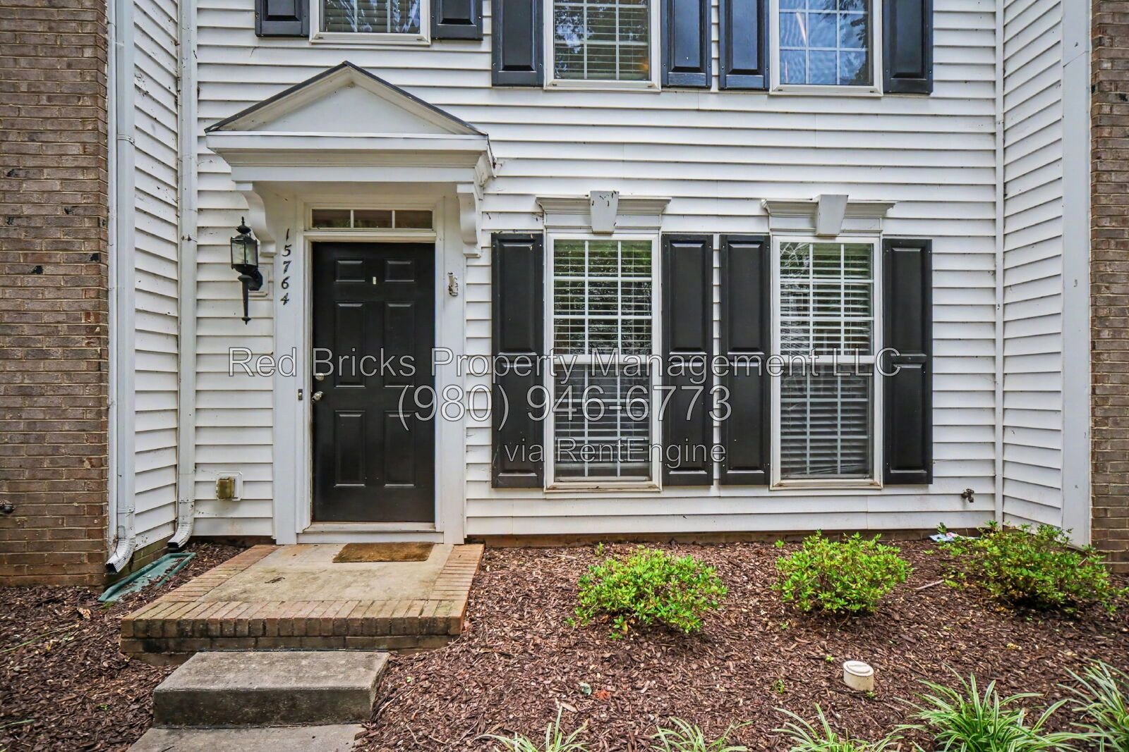Stylish 3-Story Townhome in Kingsley – Available Now! property image