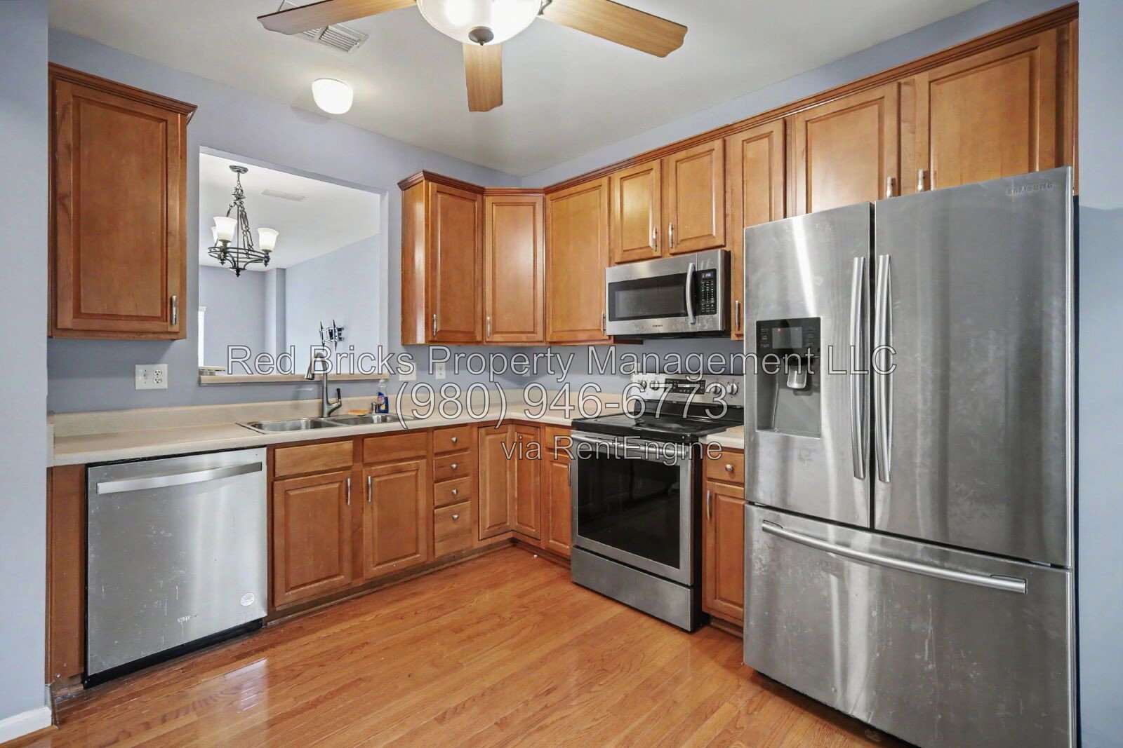 Stylish 3-Story Townhome in Kingsley – Available Now! property image