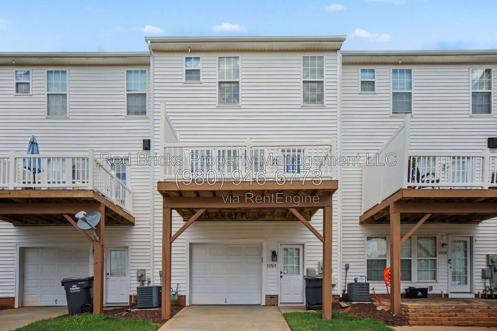 Stylish 3-Story Townhome in Kingsley – Available Now! property image