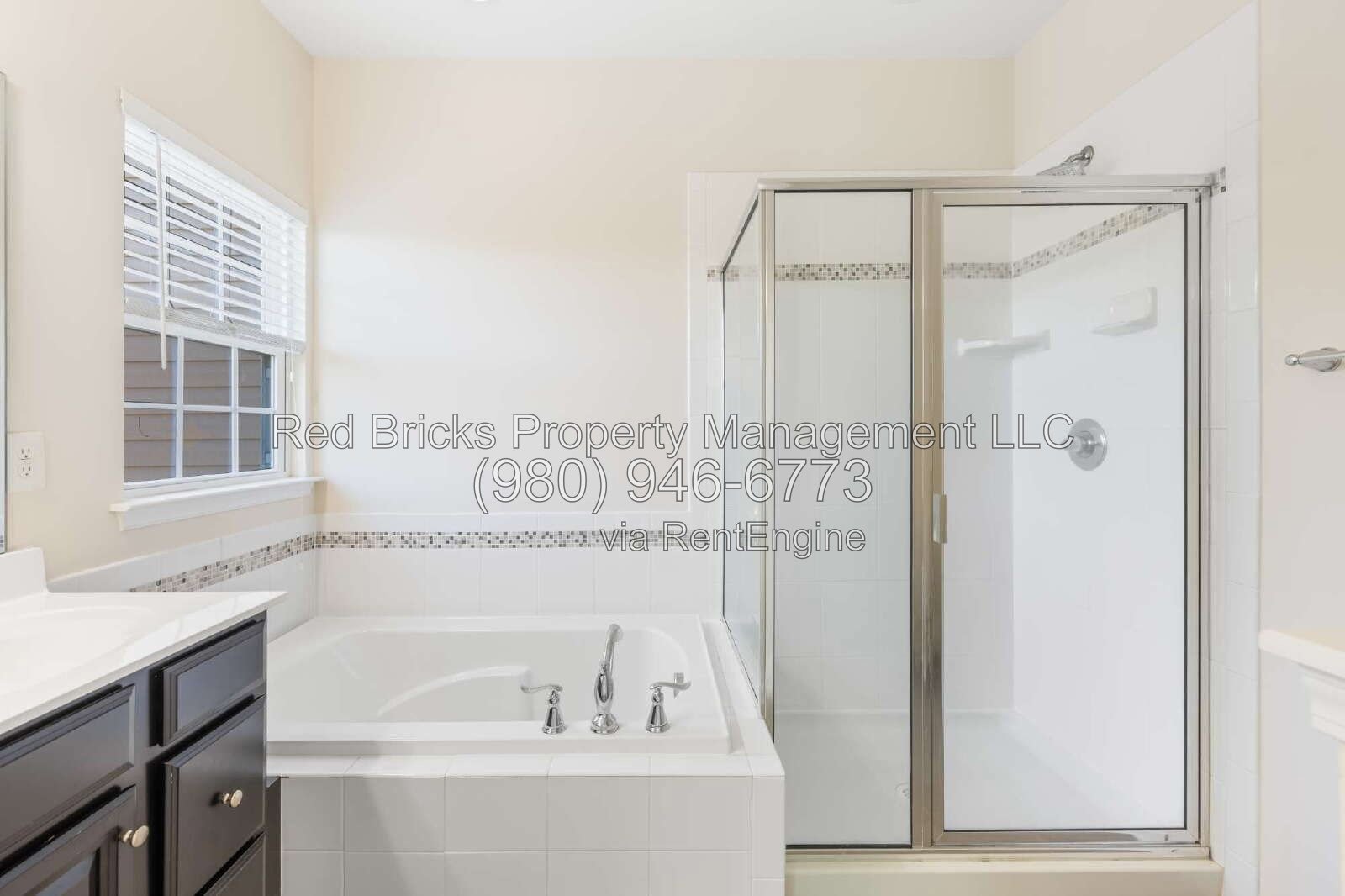 Spacious 3-Story Townhome in Prime Ayrsley Location! property image