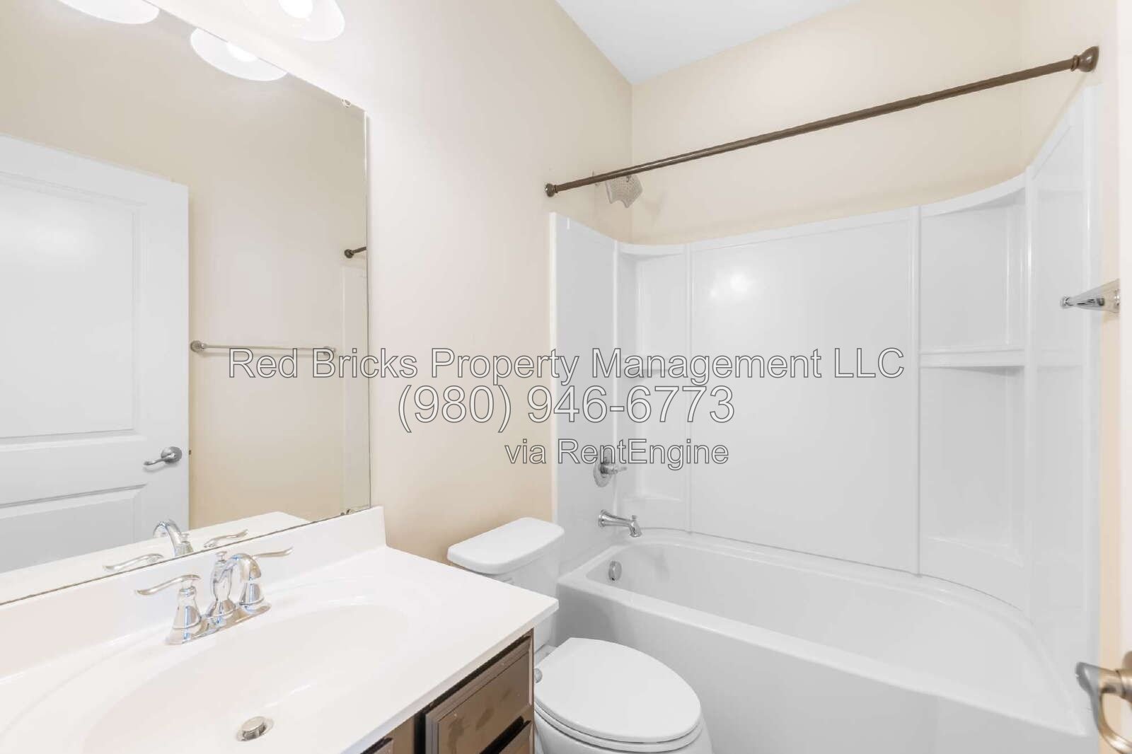 Spacious 3-Story Townhome in Prime Ayrsley Location! property image