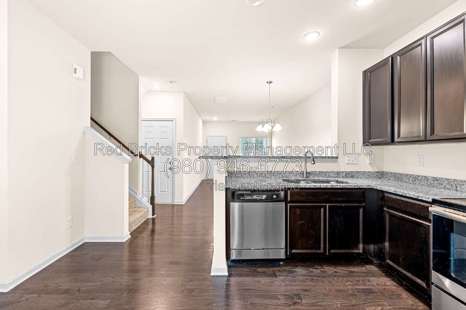 Beautiful 2BR Townhome in Desirable Wrights Crossing Community! property image