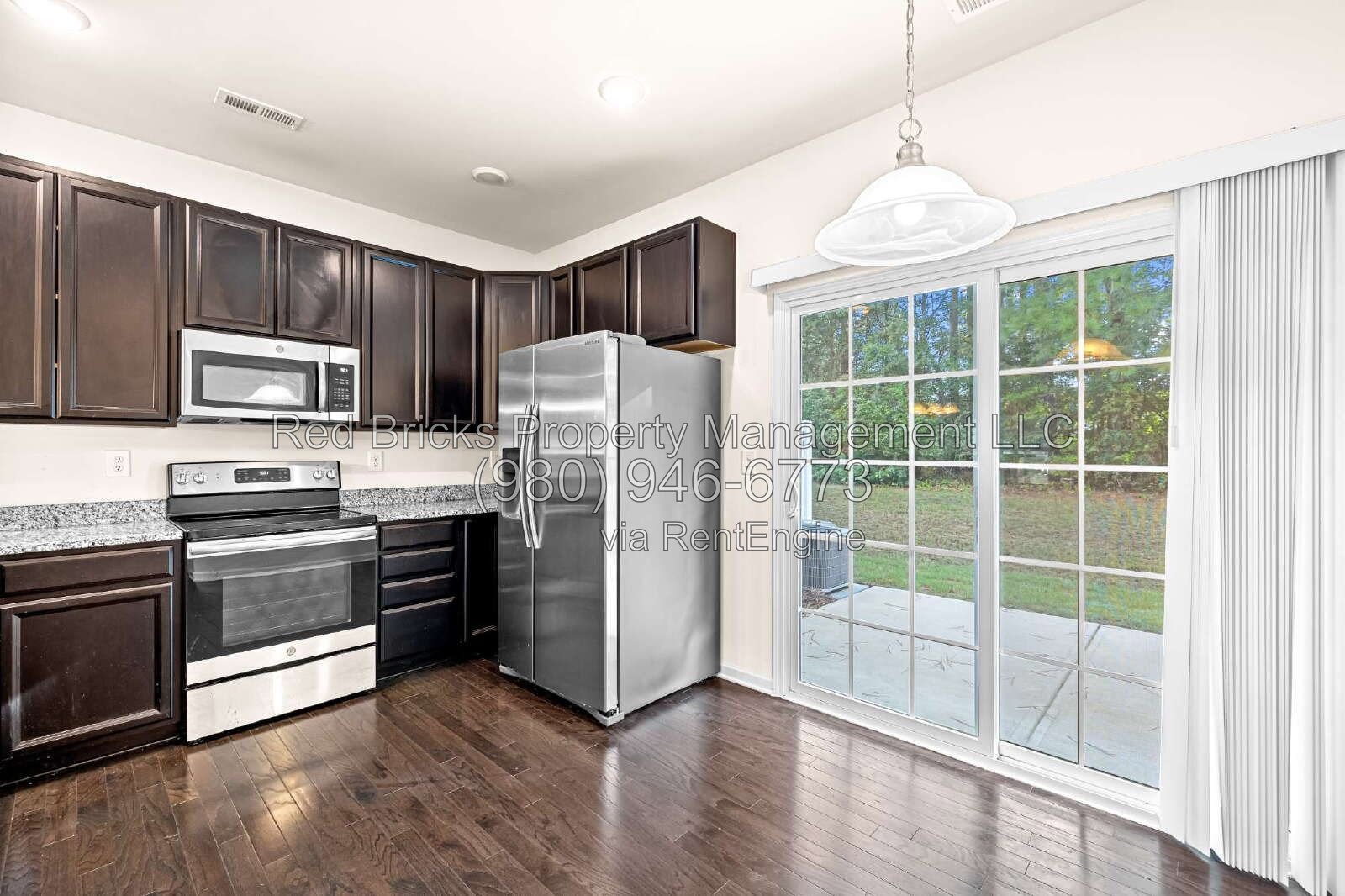 Beautiful 2BR Townhome in Desirable Wrights Crossing Community! property image