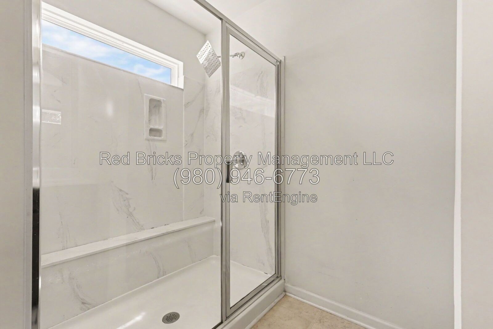 Spacious End-Unit Townhome with Loft & Private Backyard! property image