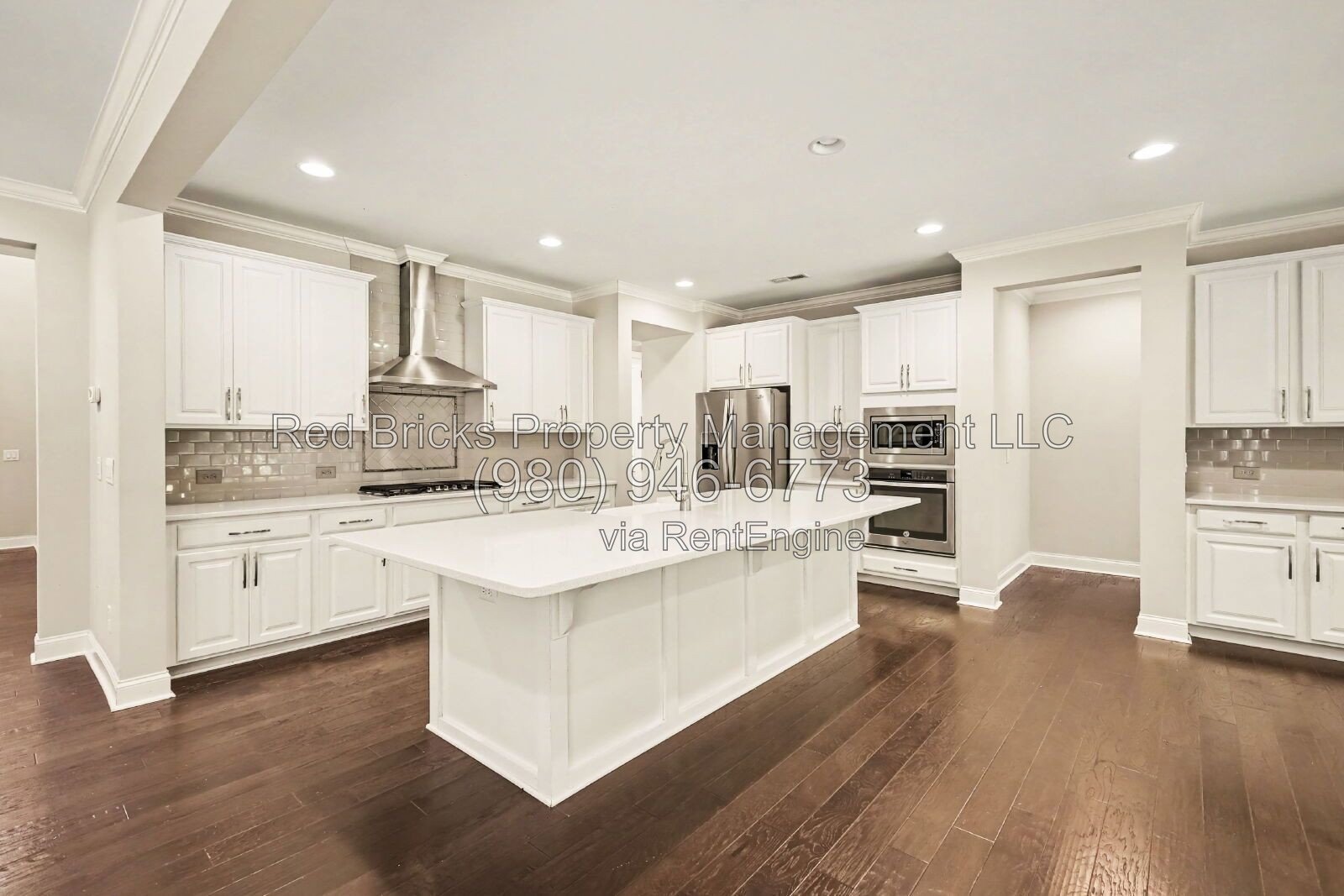 Spacious 5BR Home with Screened Porch and 2-Car Garage in Waxhaw property image