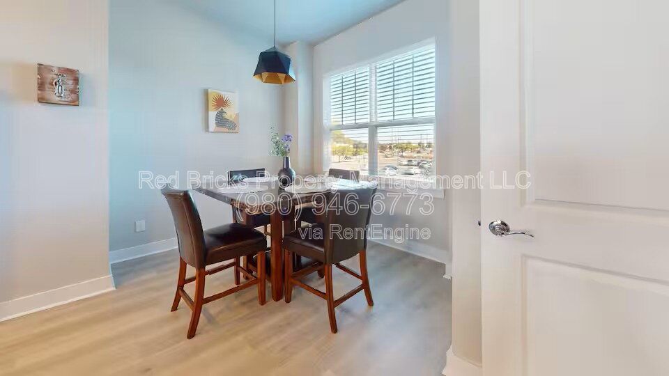 Modern 3-Story End Unit Near Uptown – Like New & Move-In Ready! property image