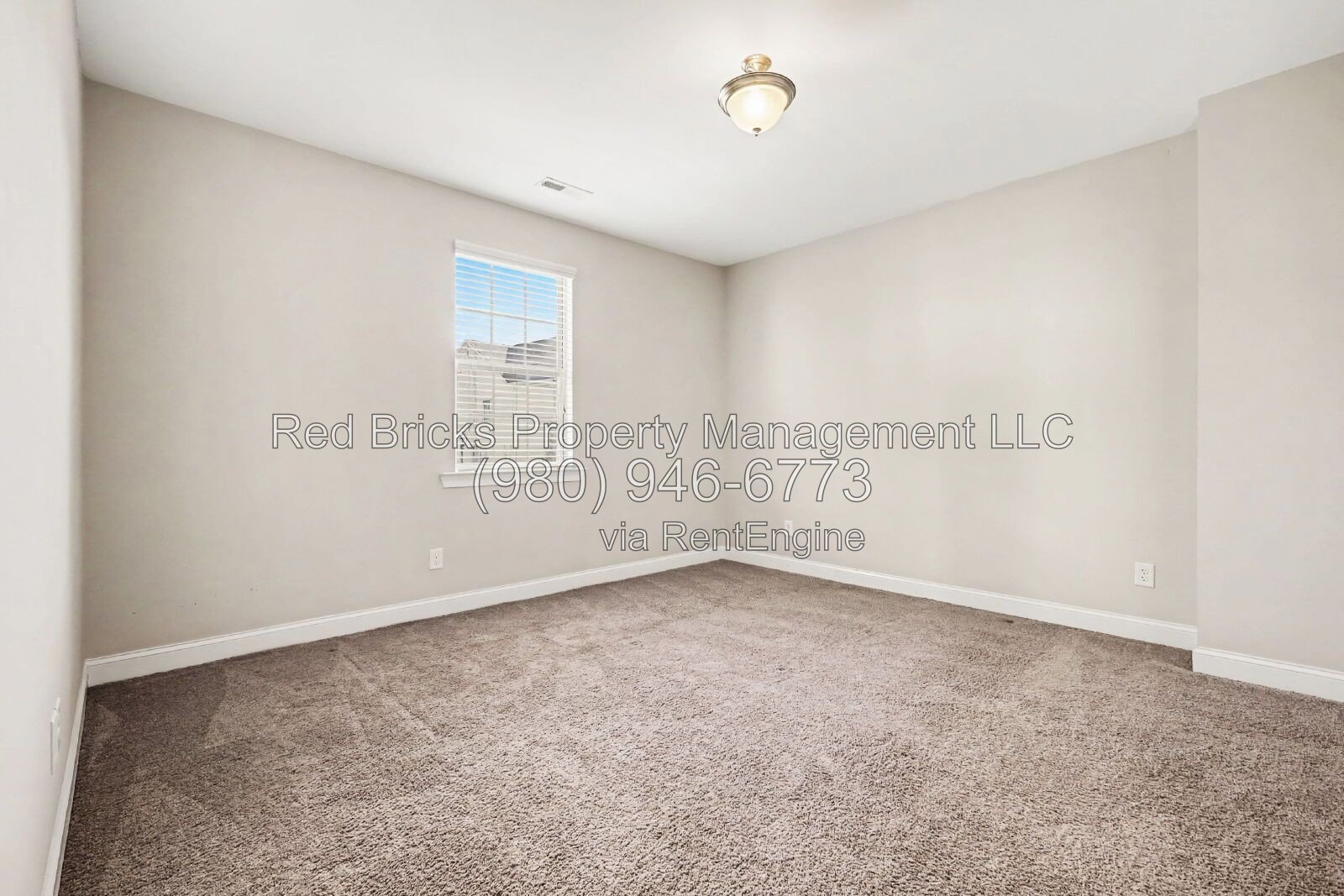 Spacious 5BR Home with Screened Porch and 2-Car Garage in Waxhaw property image