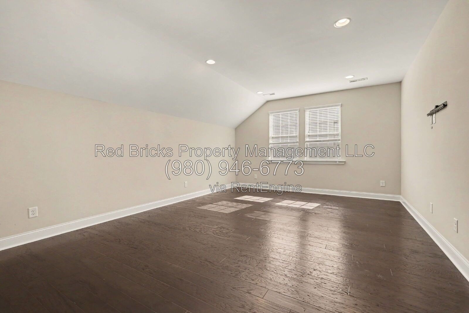 Spacious 5BR Home with Screened Porch and 2-Car Garage in Waxhaw property image