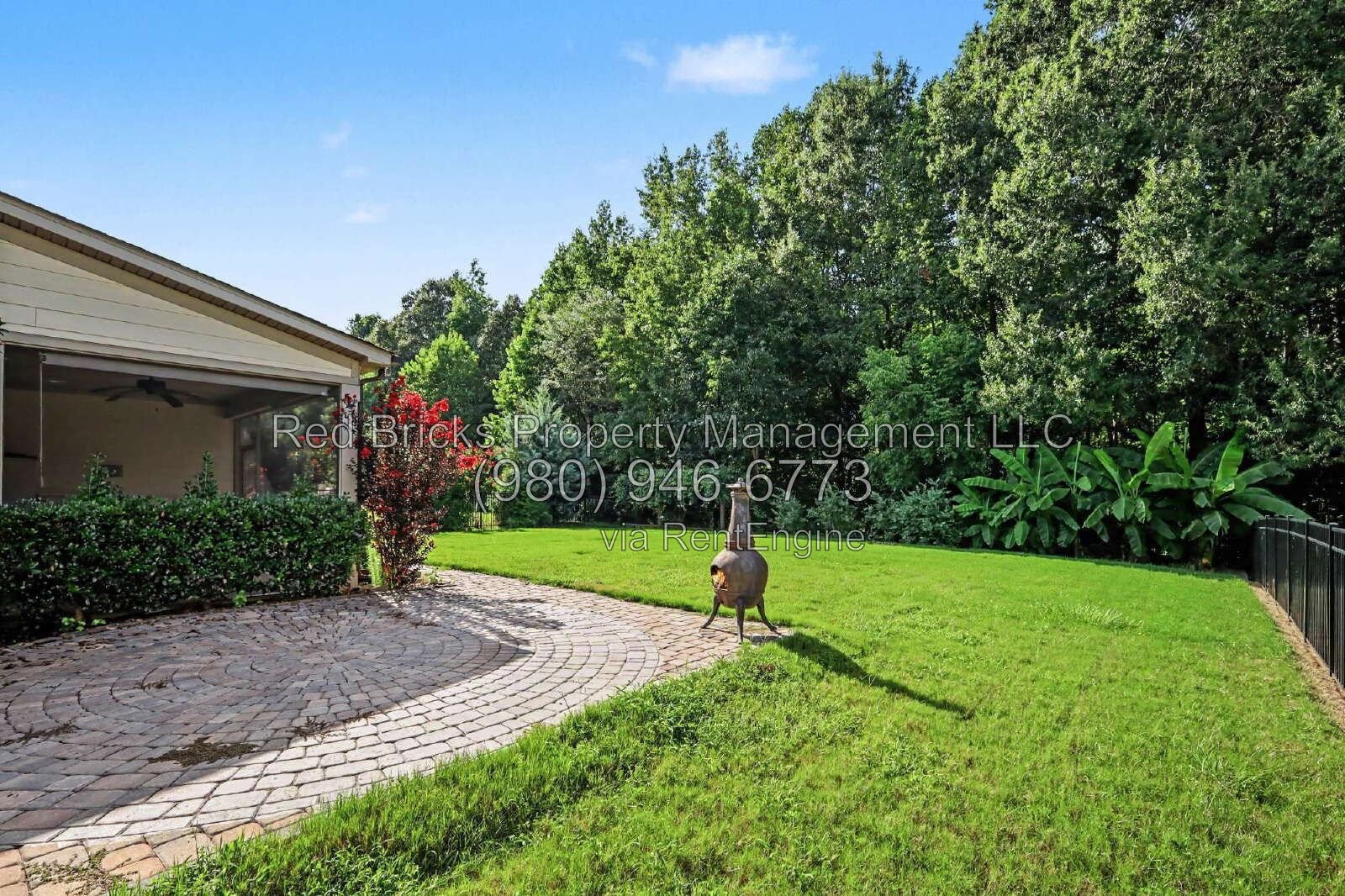 Spacious 5BR Home with Screened Porch and 2-Car Garage in Waxhaw property image