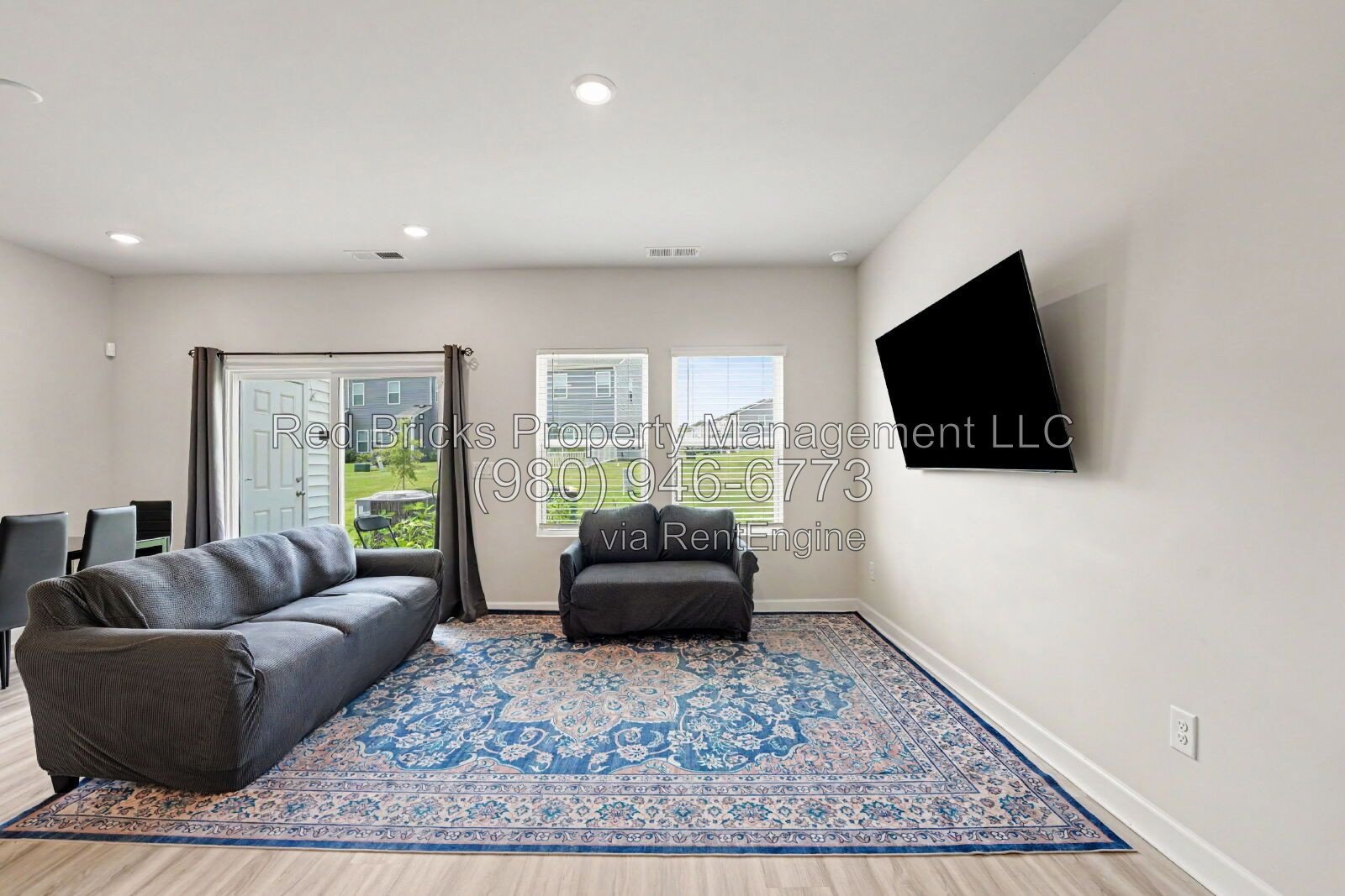 Like-New 3BR End-Unit Townhome with Private Backyard! property image