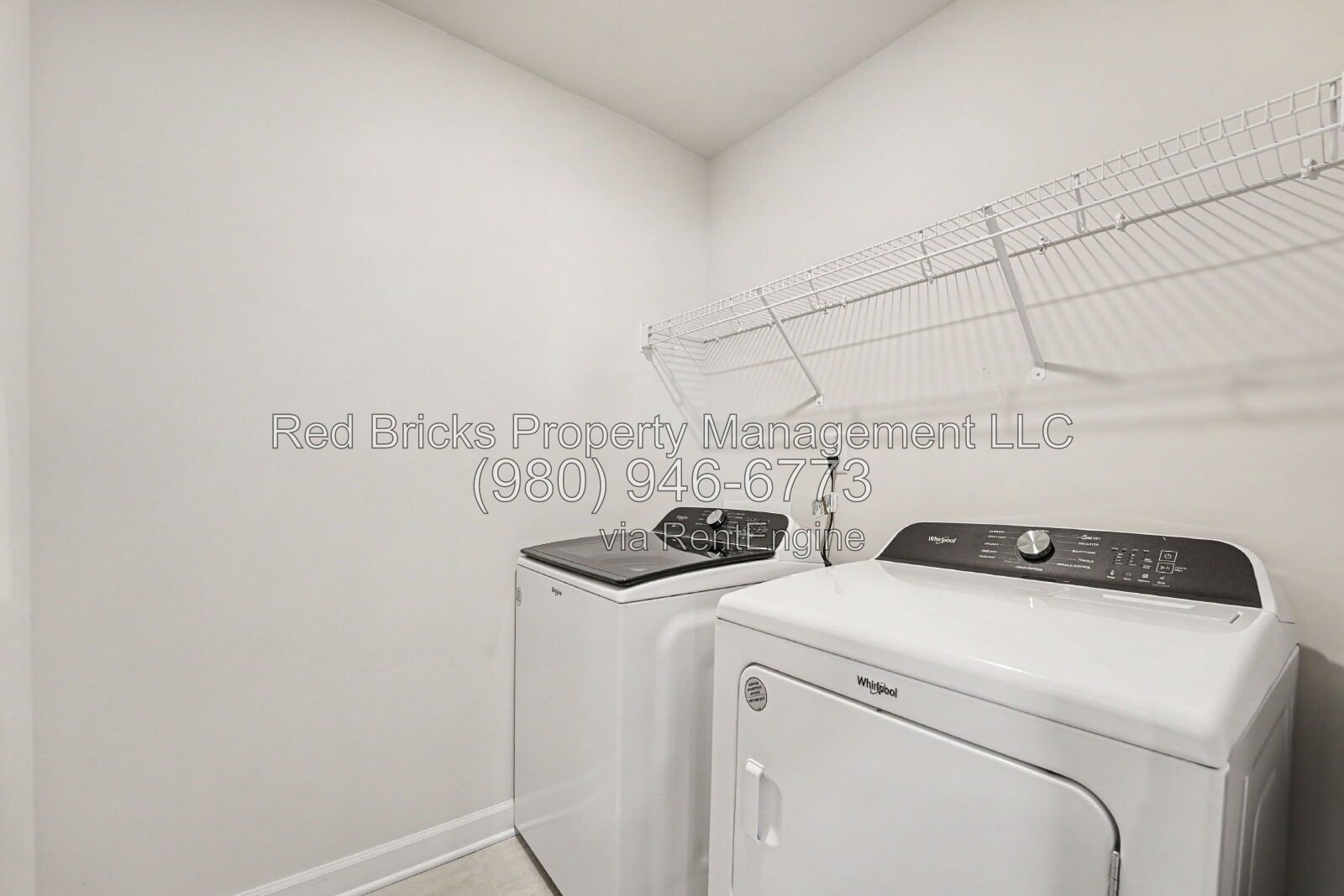 Like-New 3BR End-Unit Townhome with Private Backyard! property image