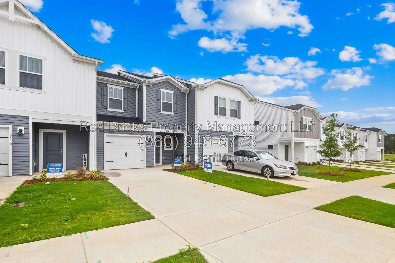 Like-New 3BR Townhome with Private Yard & Garage in Childers Park property image