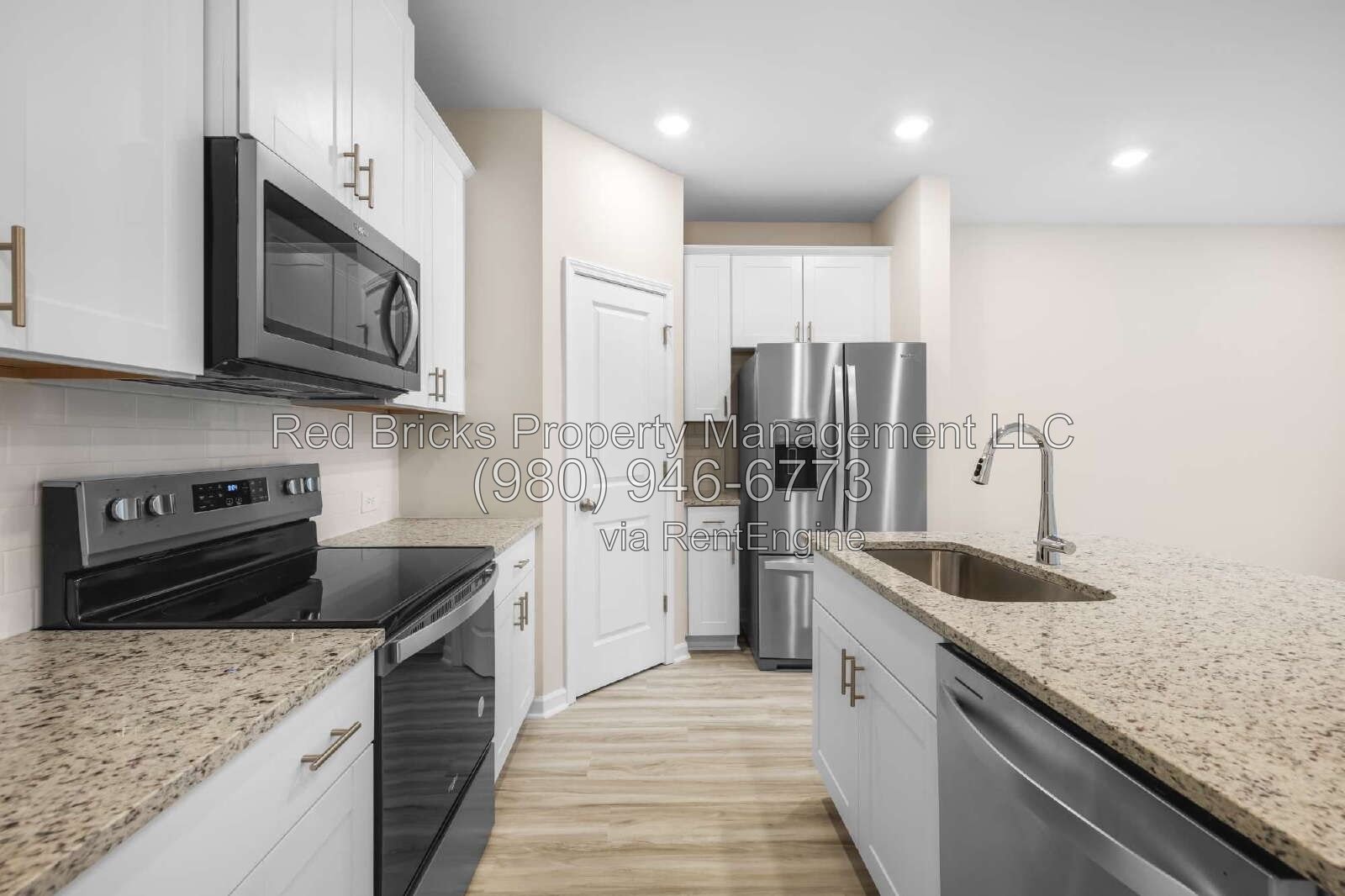 Like-New 3BR Townhome with Private Yard & Garage in Childers Park property image