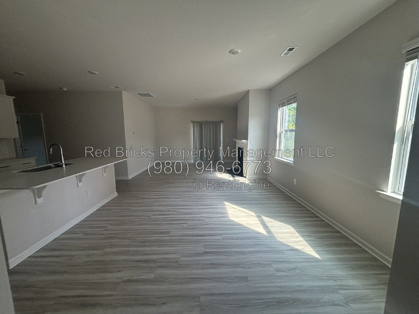 Like-New 5-Bedroom Home with Pool & Loft in Secrest Commons property image