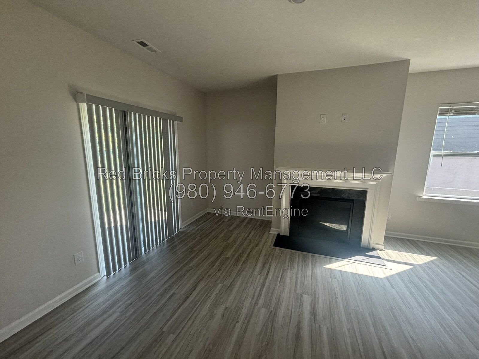 Like-New 5-Bedroom Home with Pool & Loft in Secrest Commons property image