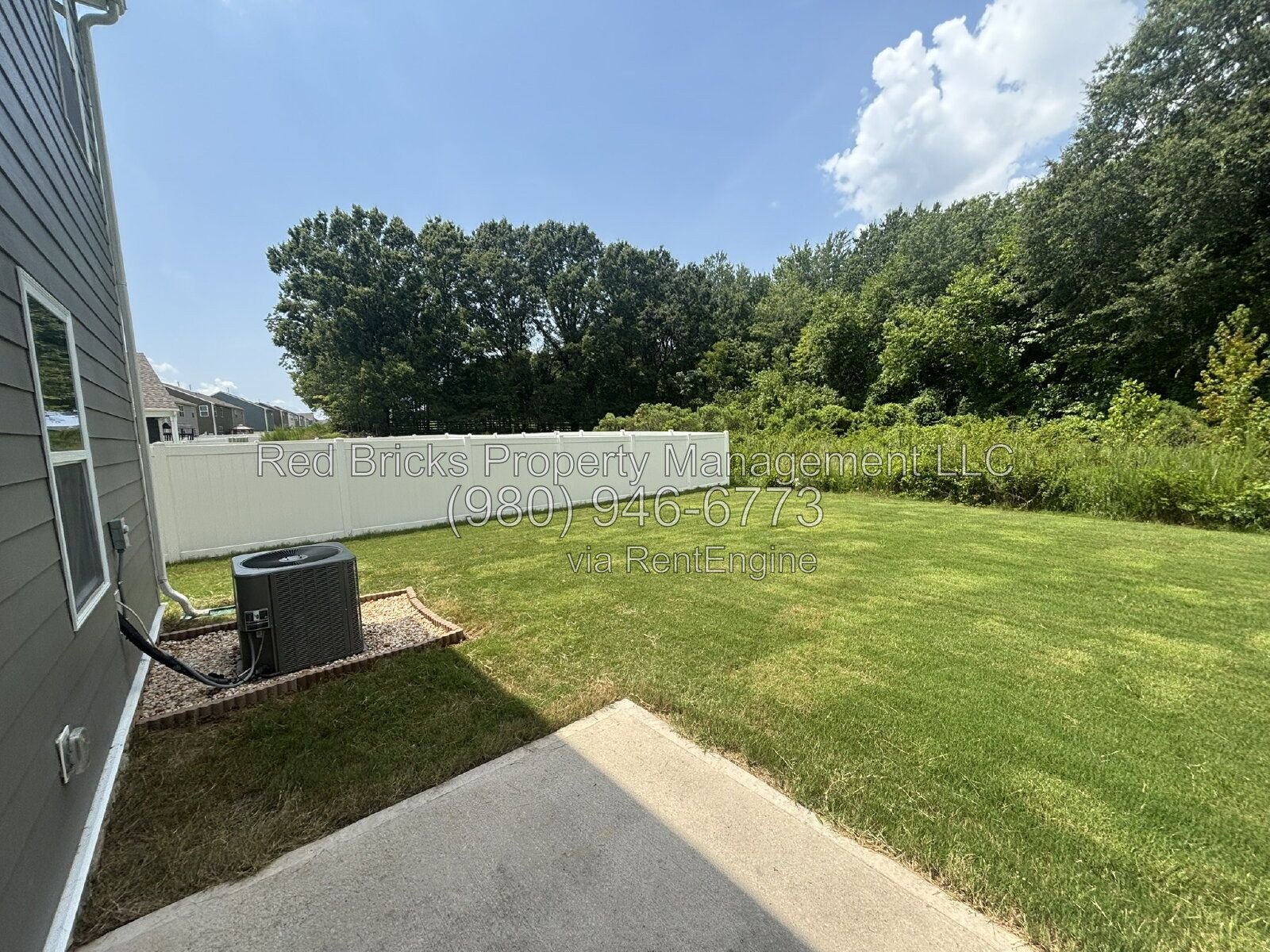 Like-New 5-Bedroom Home with Pool & Loft in Secrest Commons property image