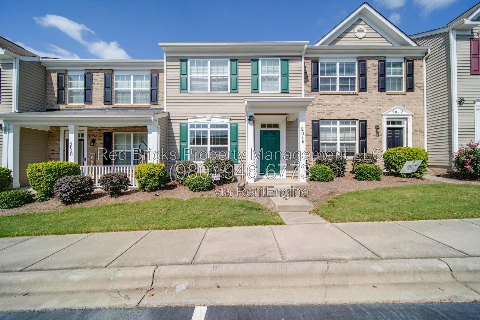 Charming 2-Bedroom Townhome with Pool Access! property image