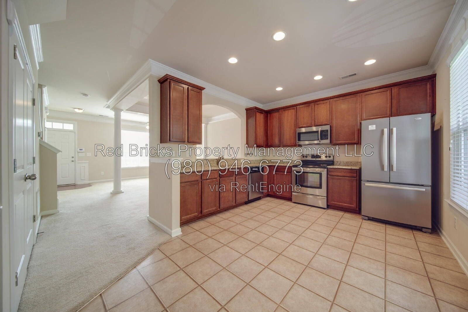 Charming 2-Bedroom Townhome with Pool Access! property image