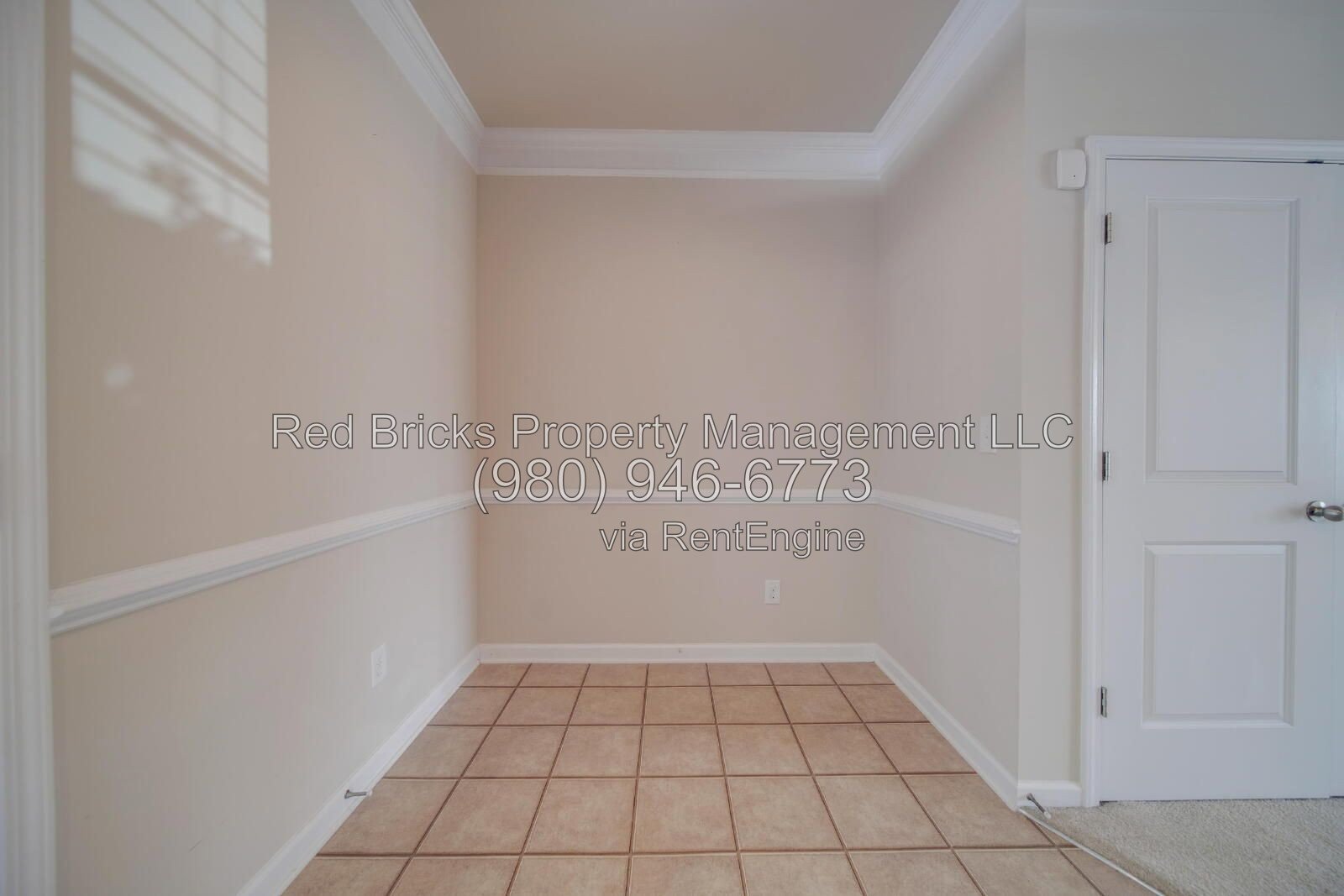 Charming 2-Bedroom Townhome with Pool Access! property image