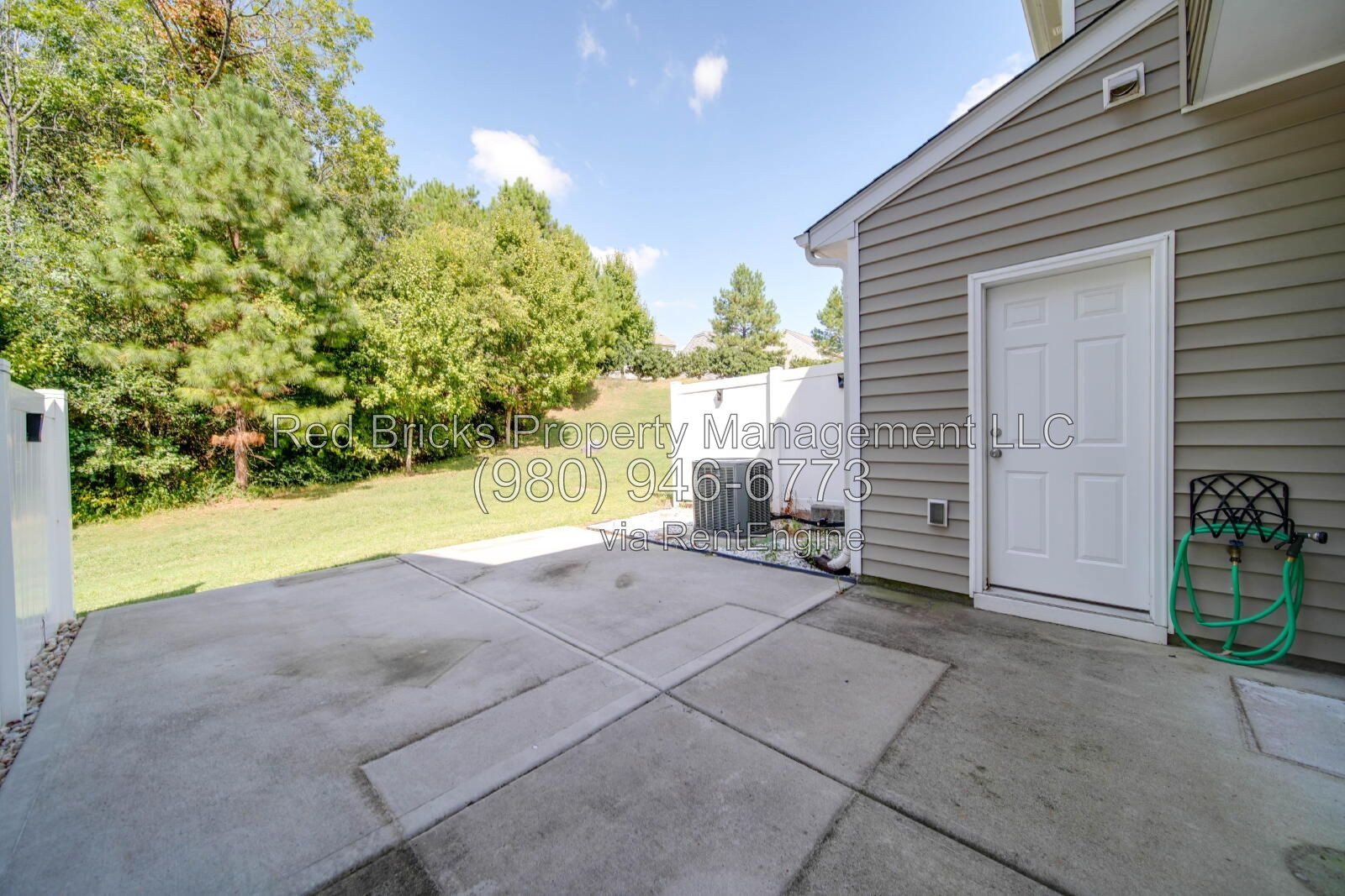 Charming 2-Bedroom Townhome with Pool Access! property image