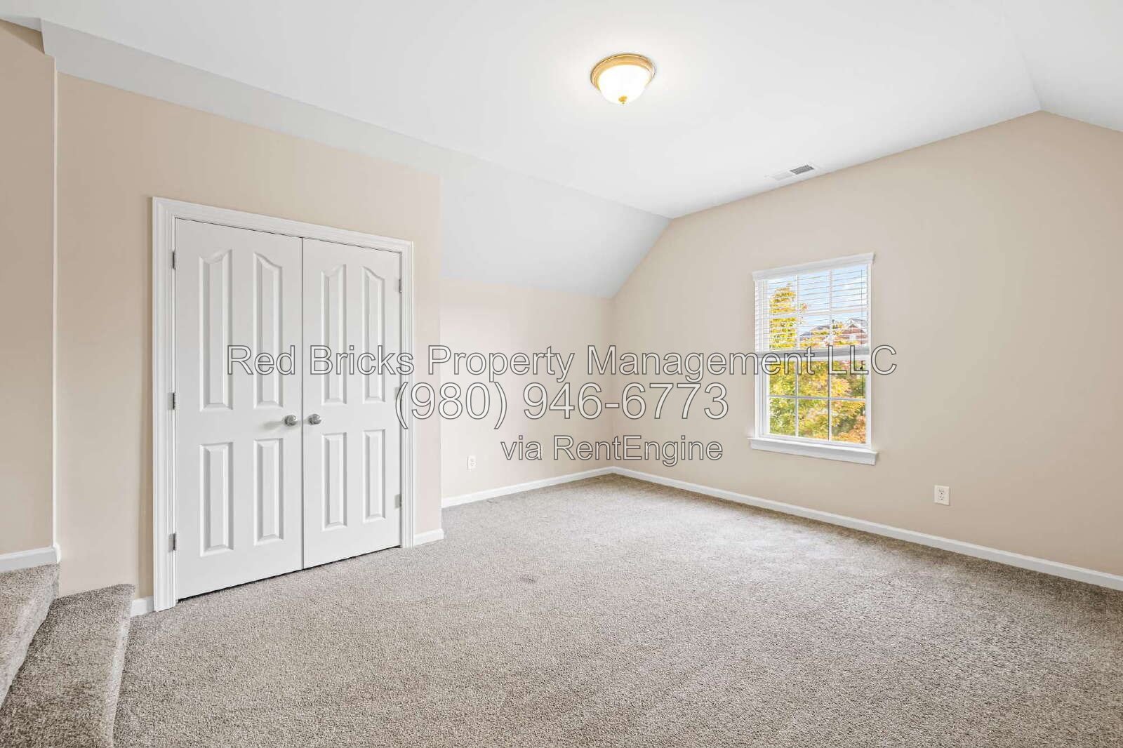 Spacious 5-Bedroom Home in Desirable Berewick! property image