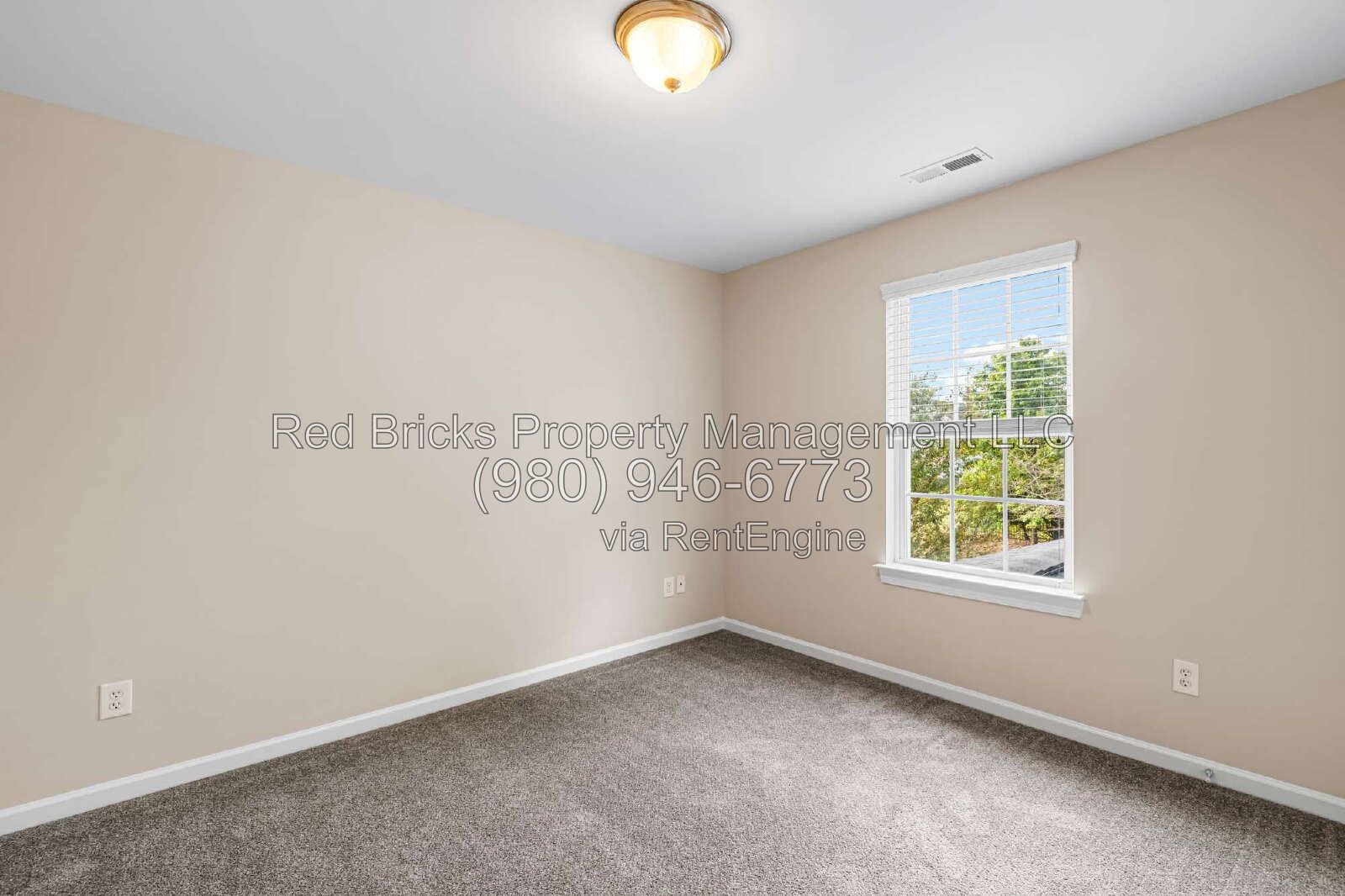 Spacious 5-Bedroom Home in Desirable Berewick! property image