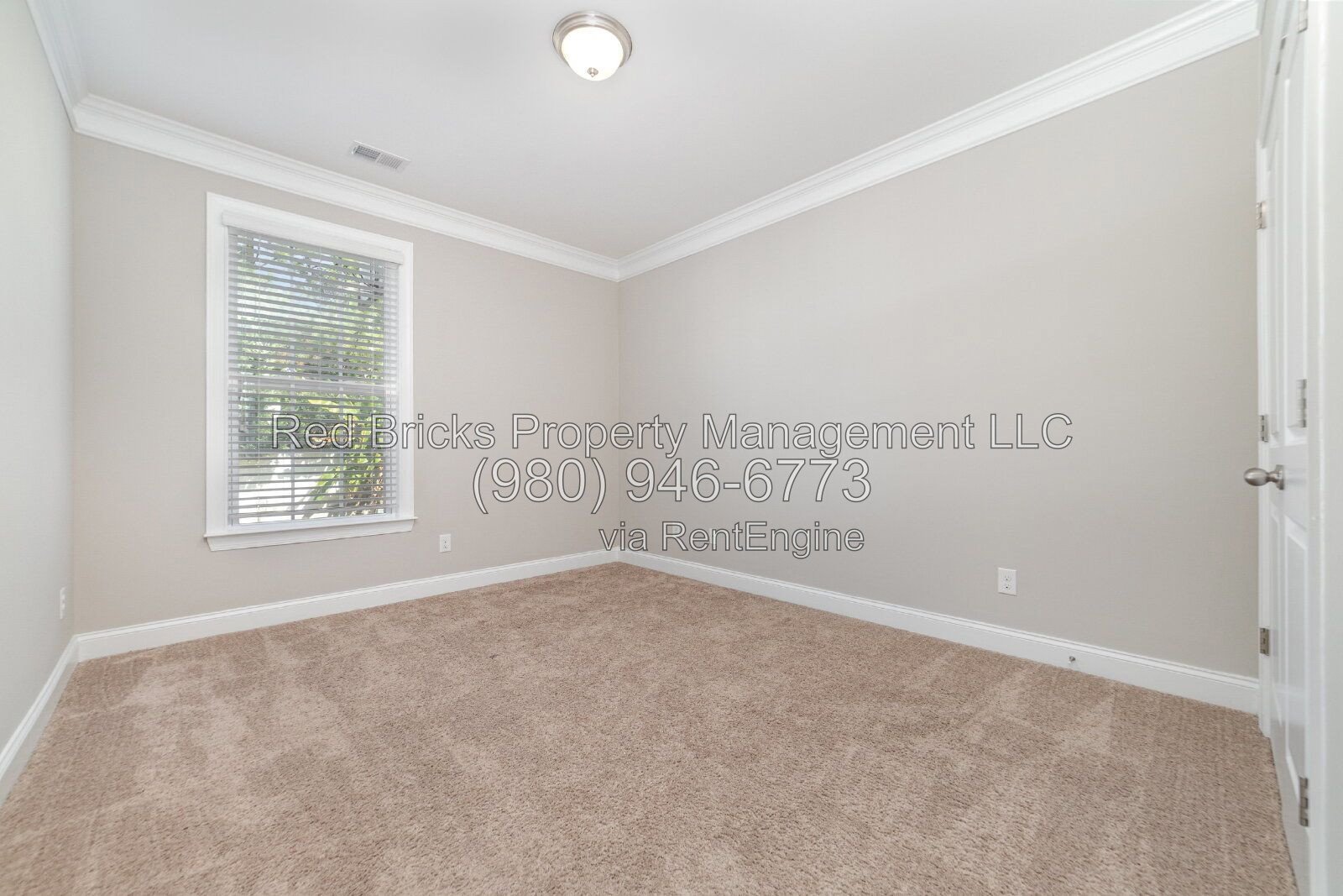 Forest Grove Gem: 4 Beds, Patio & Modern Perks—Available from August 26th! property image