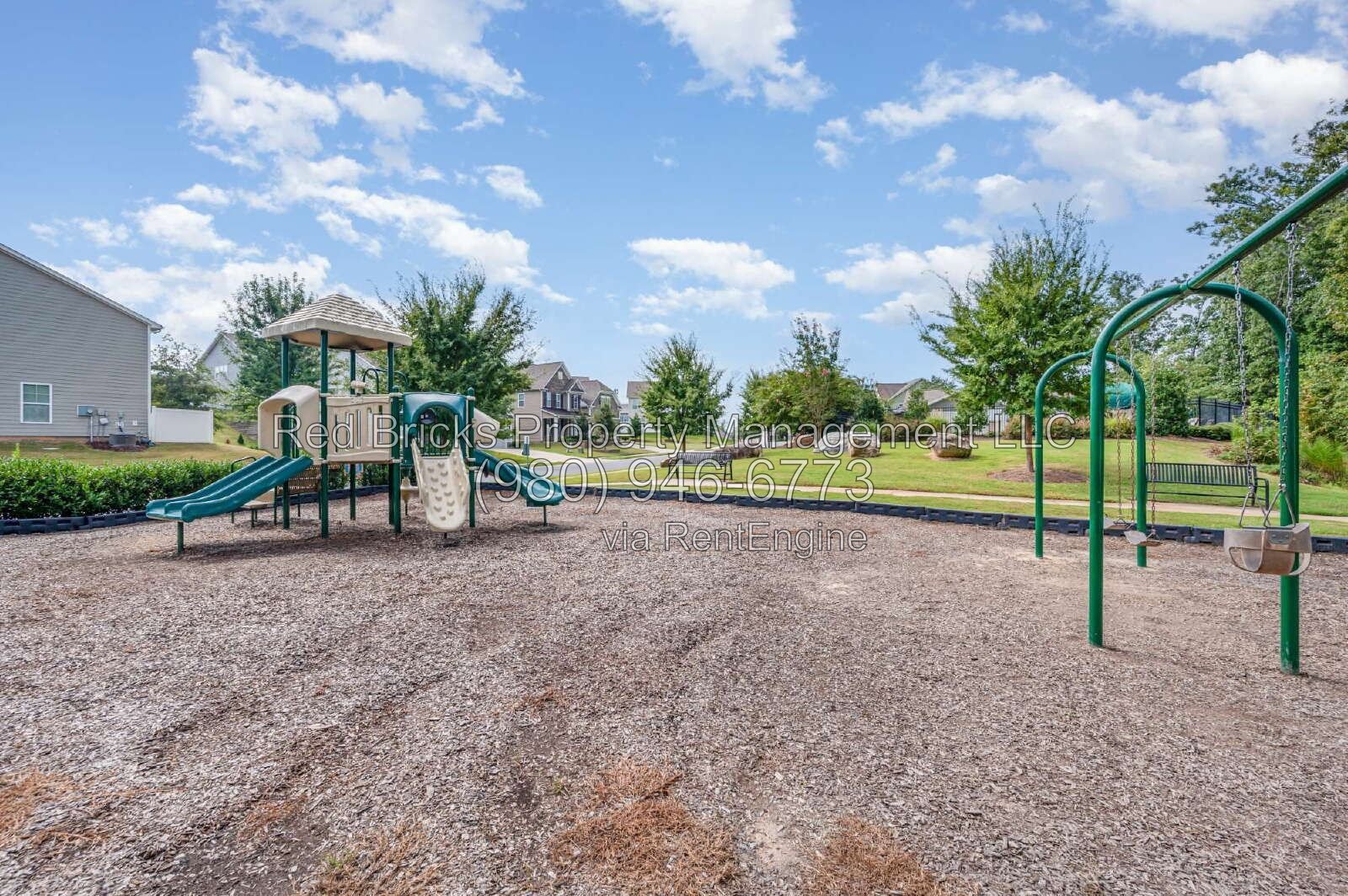 Forest Grove Gem: 4 Beds, Patio & Modern Perks—Available from August 26th! property image