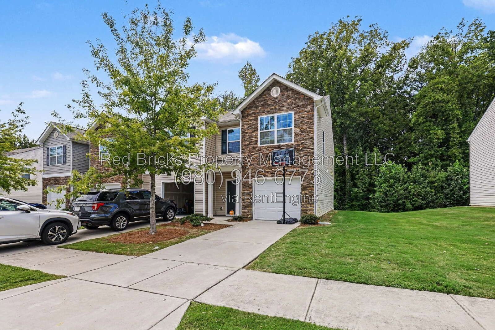 Like-New 3BR Townhome with Covered Patio & Garage in Guildford! property image