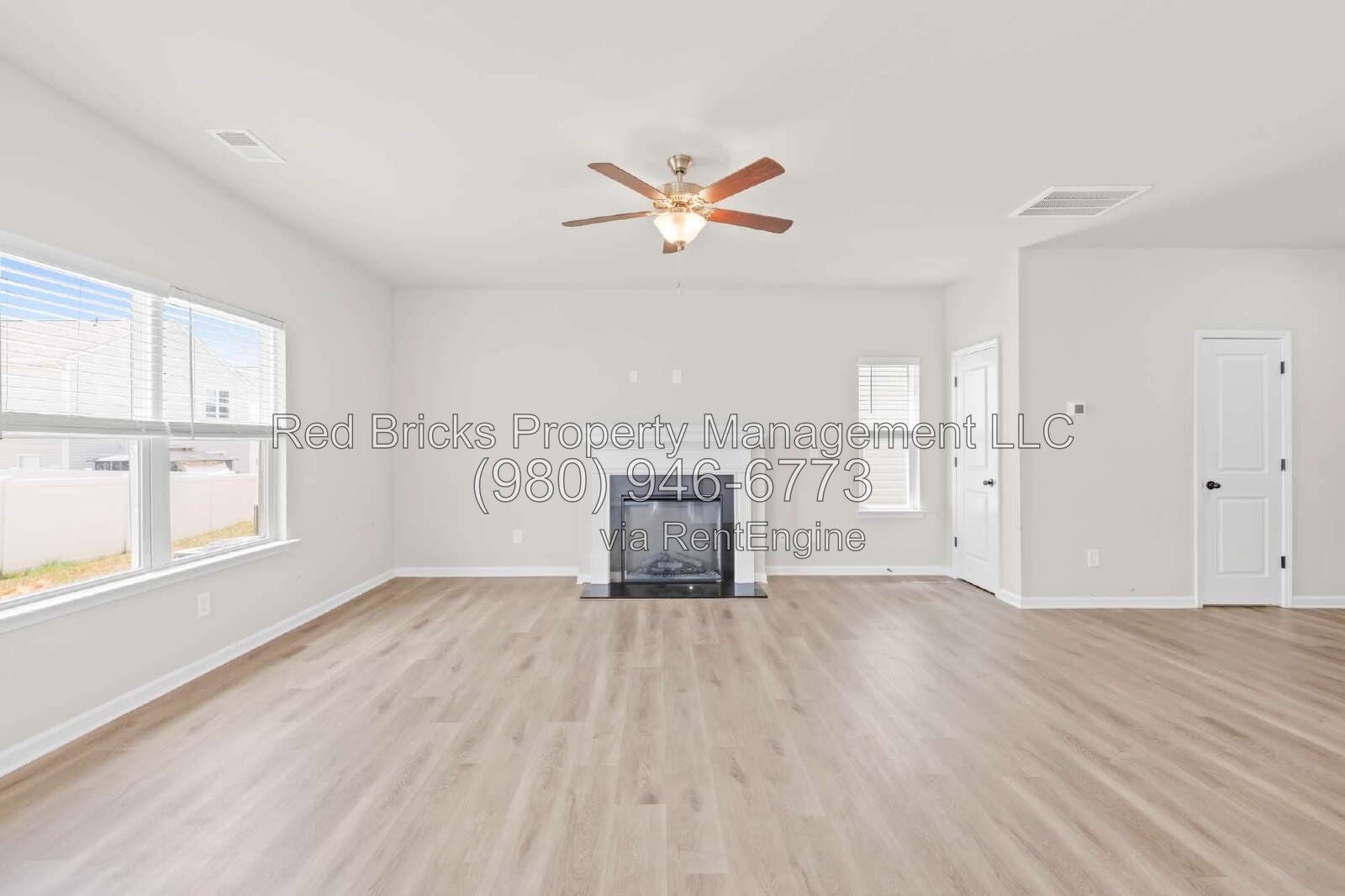 Like-New 4BR Home with 2-Car Garage in Stoneygreen! property image