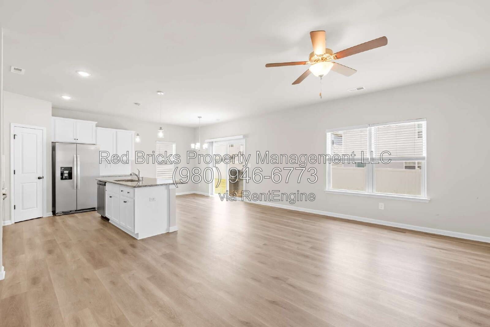 Like-New 4BR Home with 2-Car Garage in Stoneygreen! property image