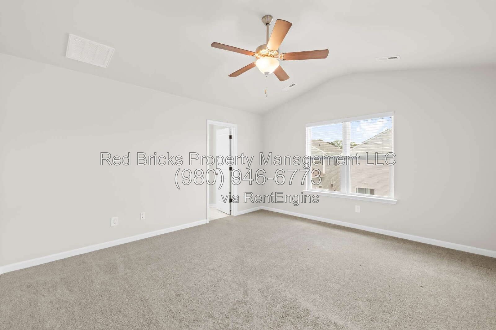Like-New 4BR Home with 2-Car Garage in Stoneygreen! property image