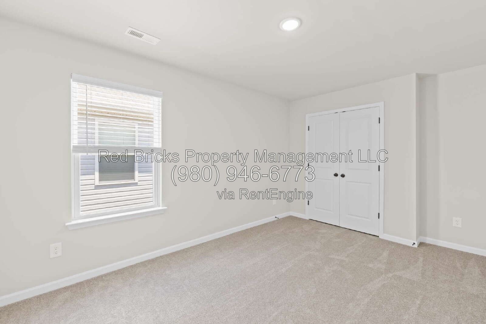 Like-New 4BR Home with 2-Car Garage in Stoneygreen! property image