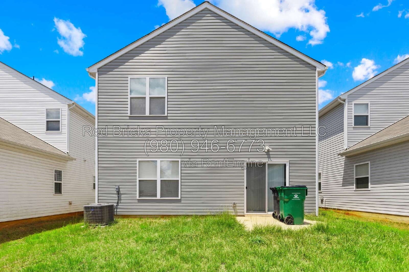 Like-New 4BR Home with 2-Car Garage in Stoneygreen! property image