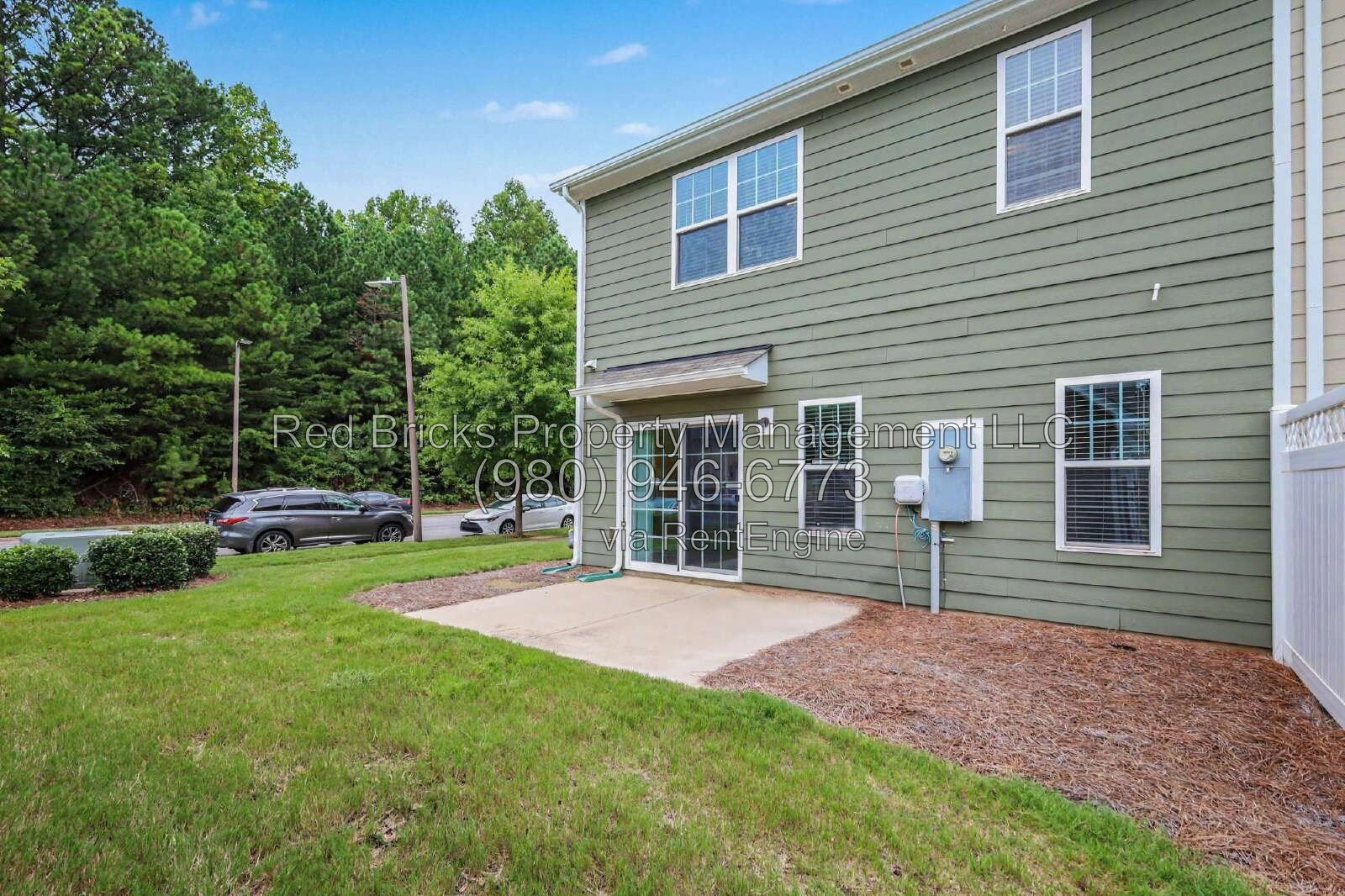 Modern End-Unit Townhome with Pool Access! property image