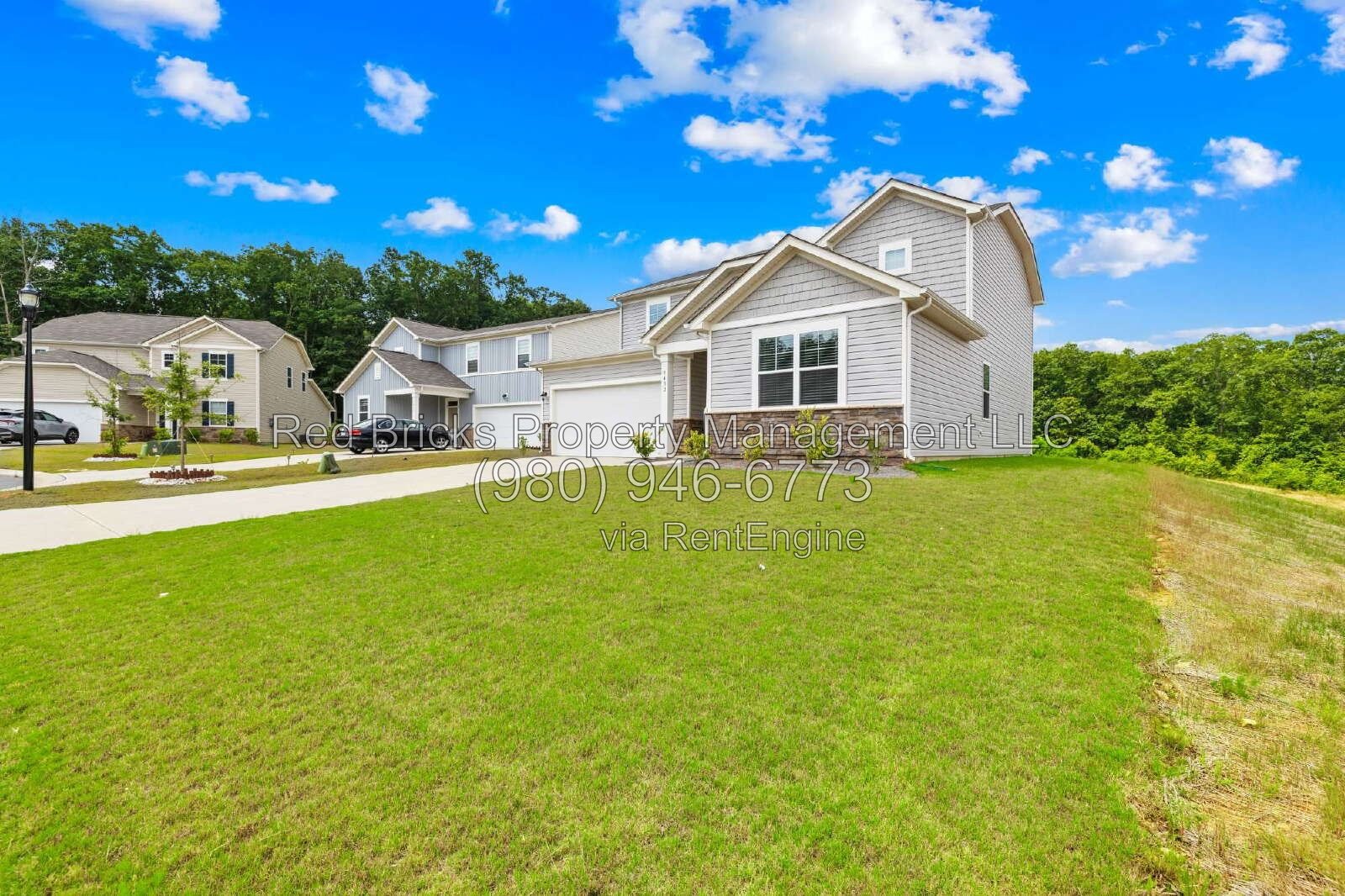 Like-New 5BR Retreat with Spacious Backyard! property image