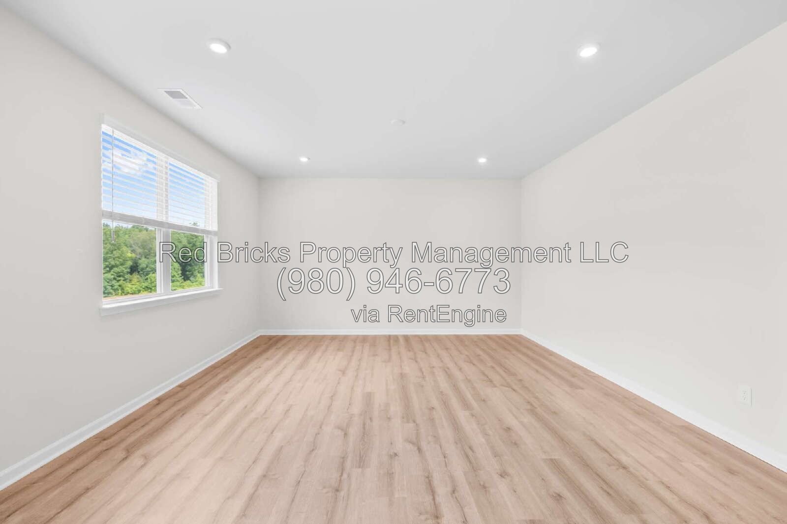 Like-New 5BR Retreat with Spacious Backyard! property image