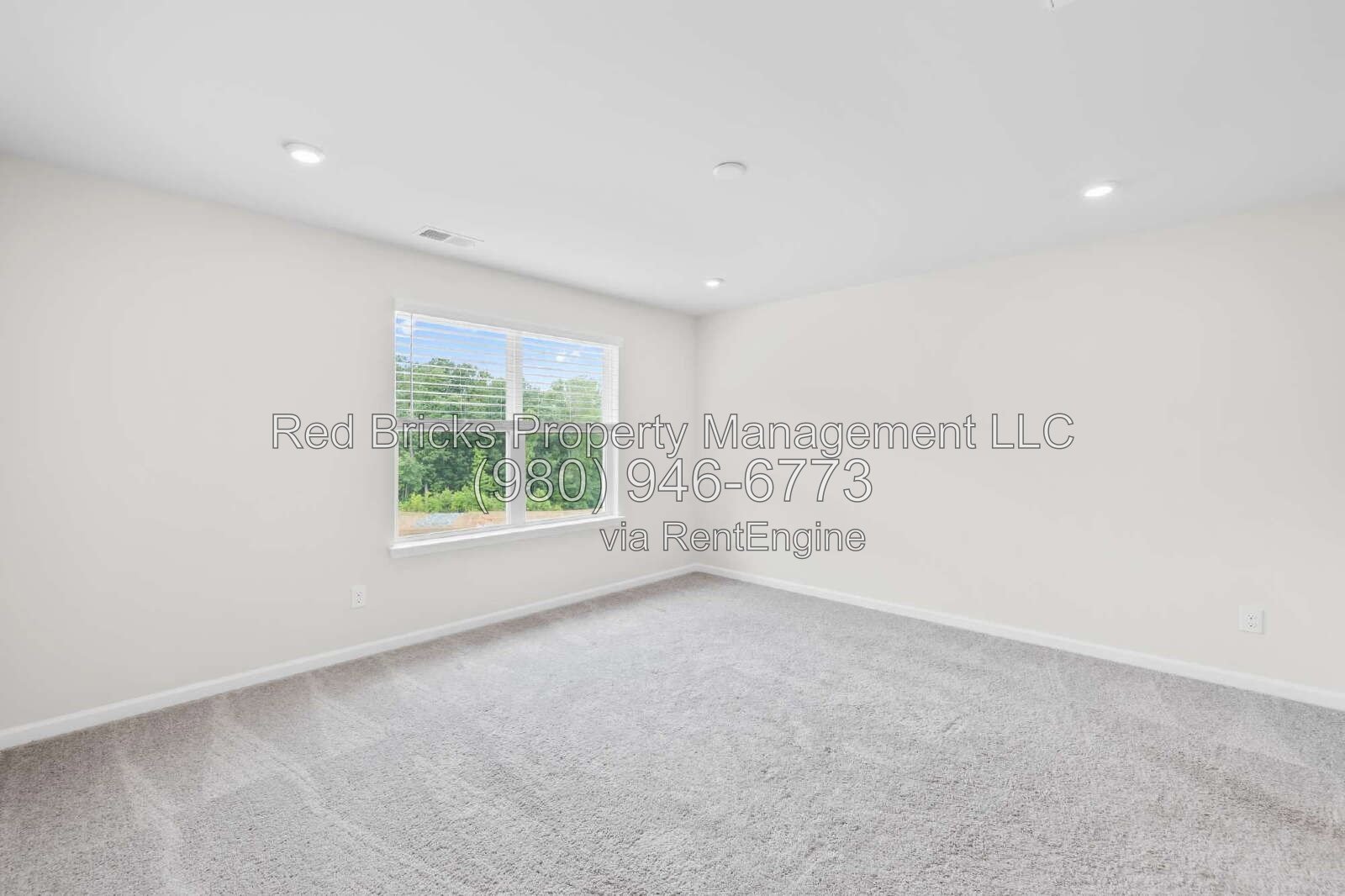 Like-New 5BR Retreat with Spacious Backyard! property image
