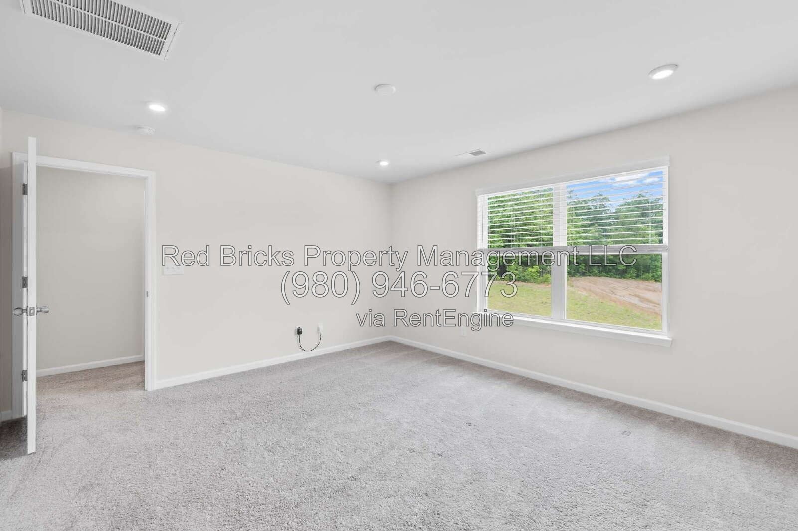 Like-New 5BR Retreat with Spacious Backyard! property image