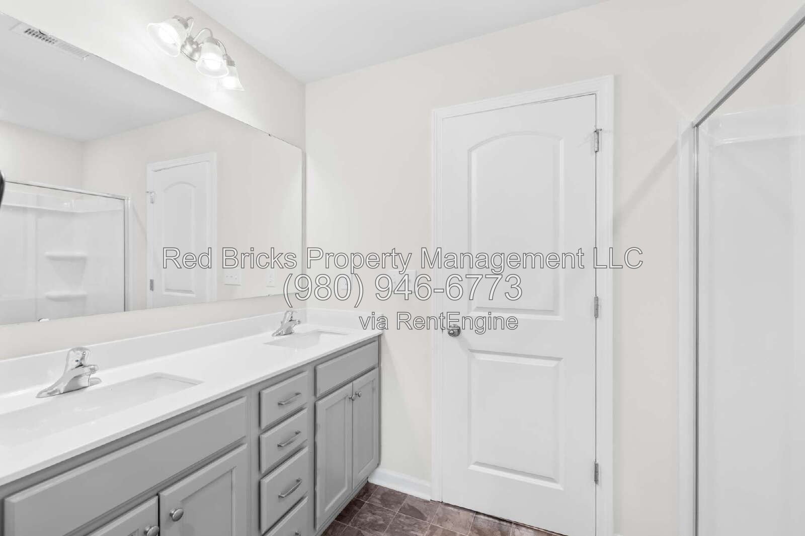 Like-New 5BR Retreat with Spacious Backyard! property image