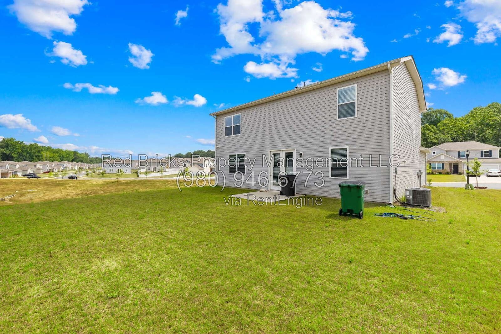 Like-New 5BR Retreat with Spacious Backyard! property image