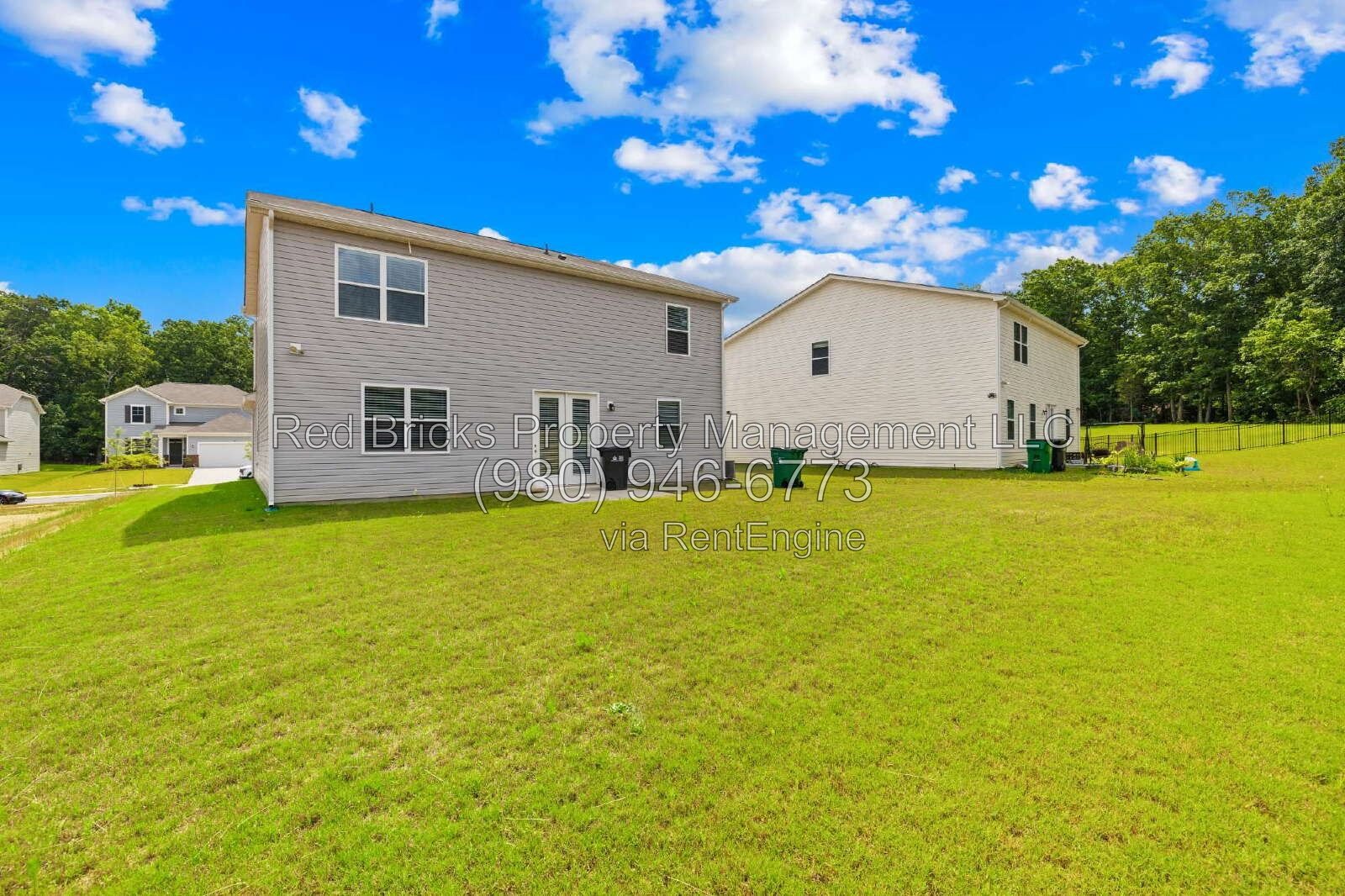Like-New 5BR Retreat with Spacious Backyard! property image