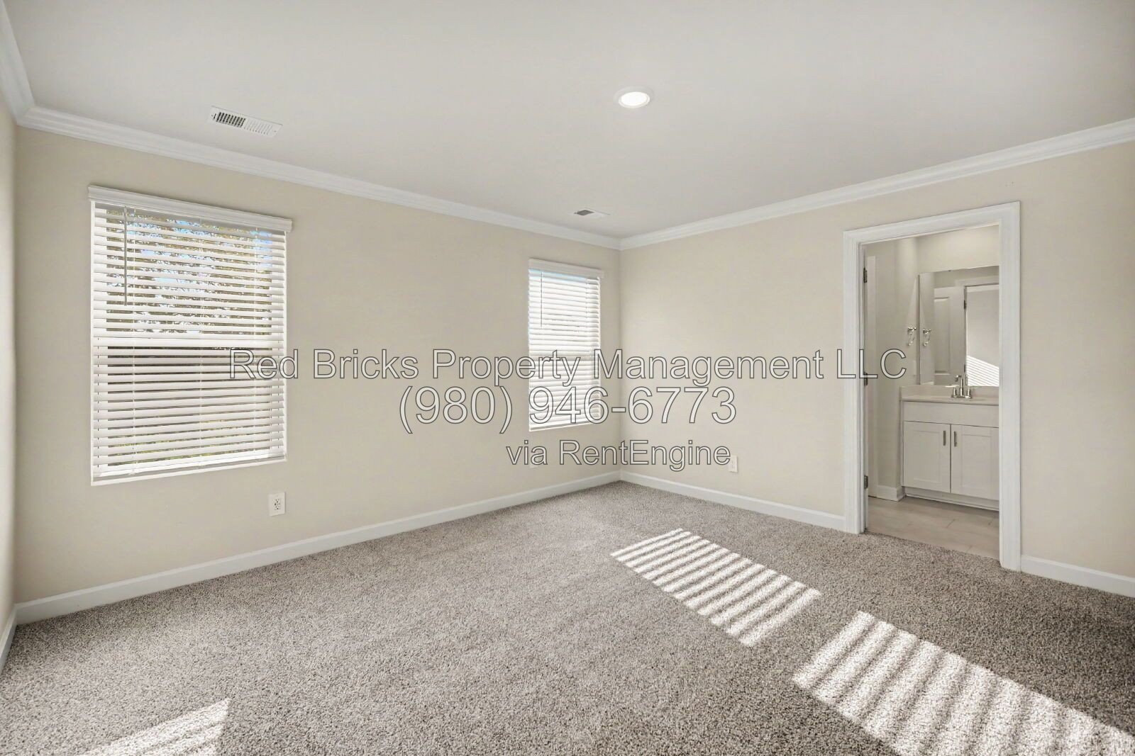 Like-New 3BR End-Unit with Pool Access! property image