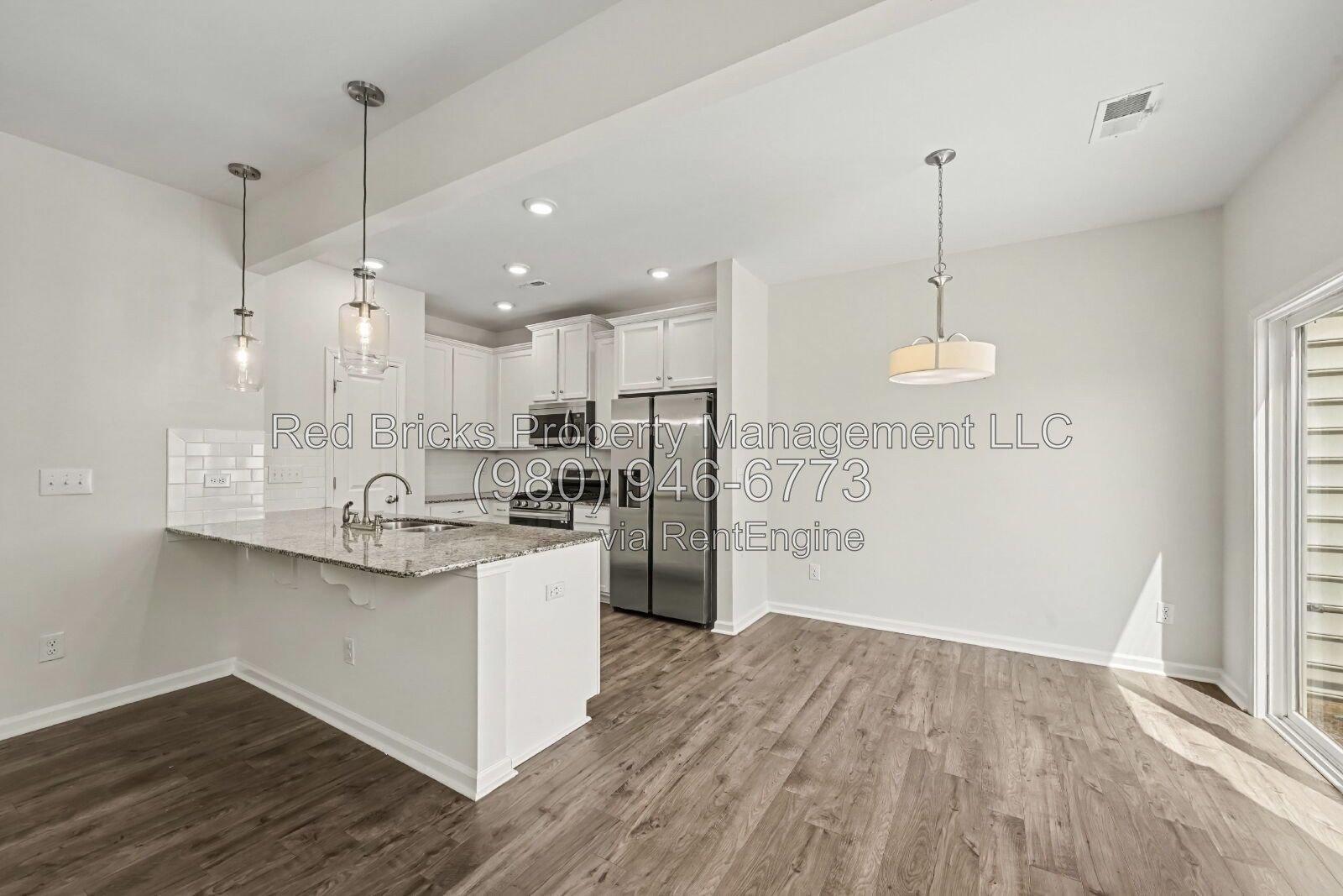 Beautiful 3BR Townhome with Patio! property image
