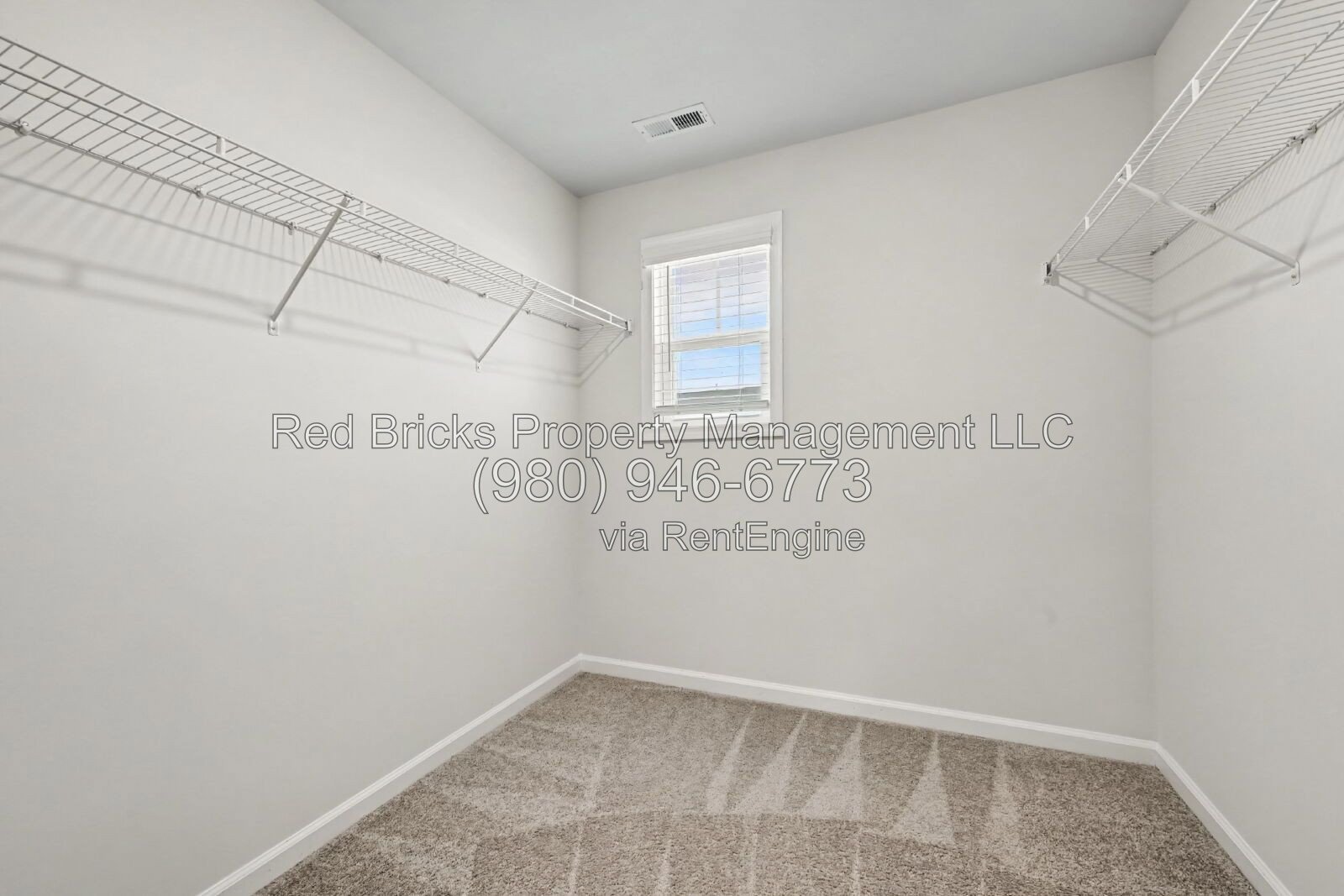 Beautiful 3BR Townhome with Patio! property image