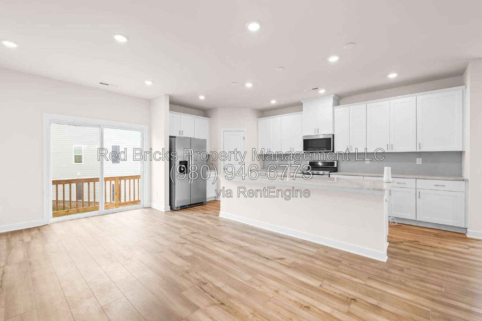 Like-New 4BR End-Unit Townhome in City Park! property image
