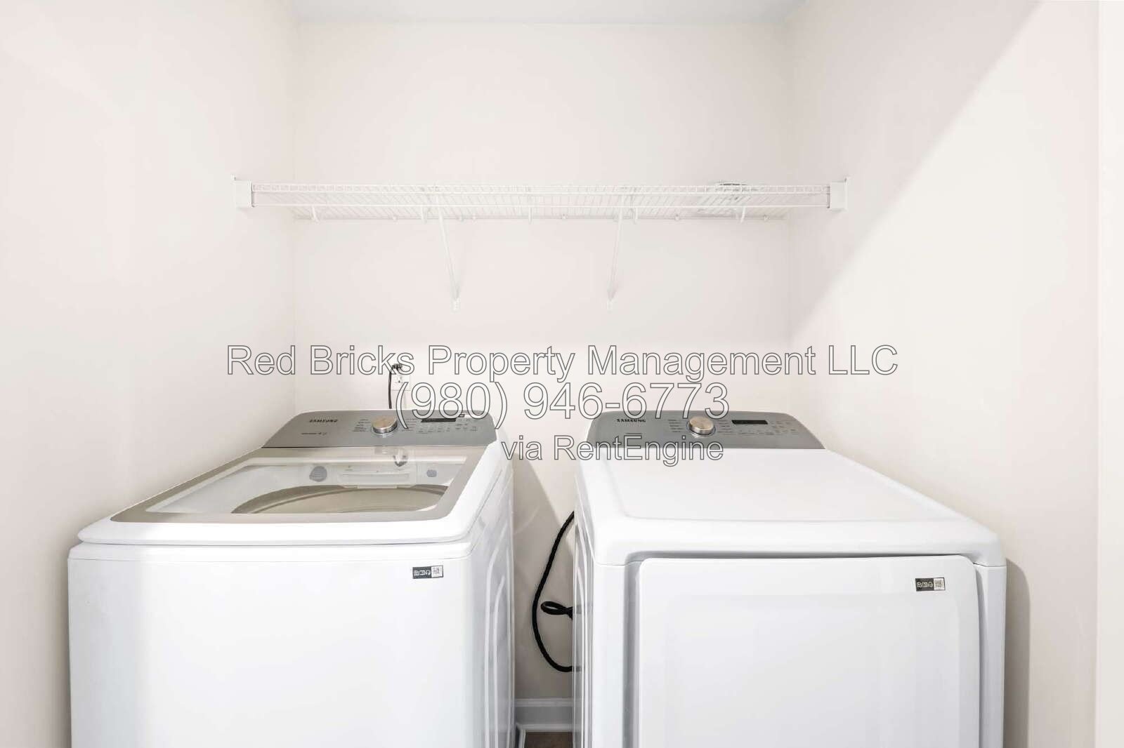 Like-New 4BR End-Unit Townhome in City Park! property image