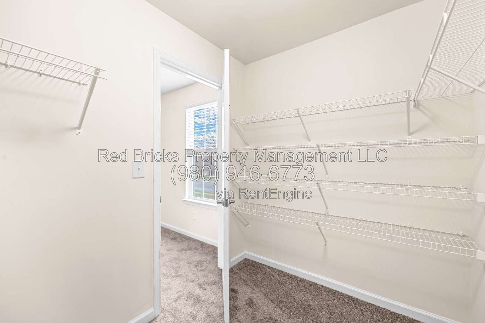 Stylish End-Unit Townhome with 2-Car Garage property image