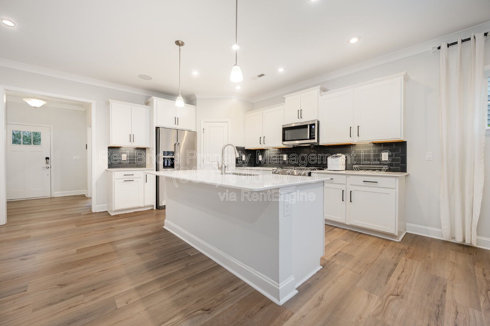 Spacious 5BR Heron Park Home with Sunroom & Loft property image