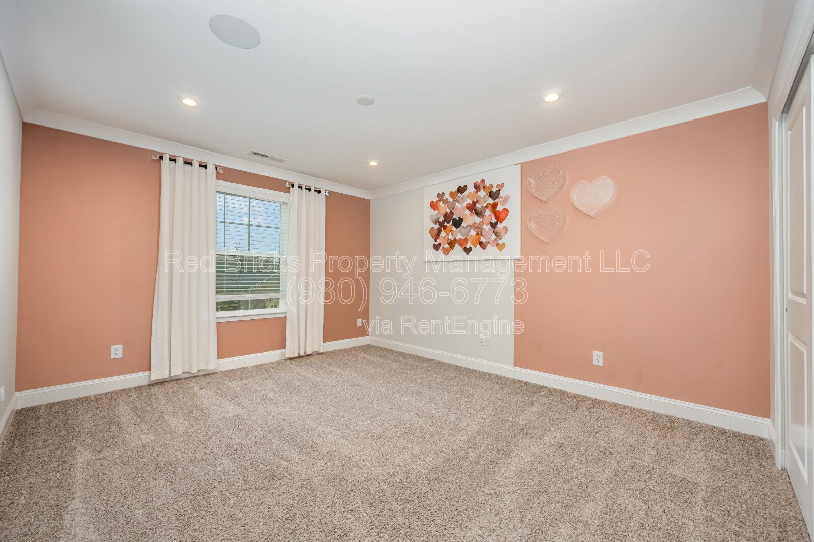 Spacious 5BR Heron Park Home with Sunroom & Loft property image
